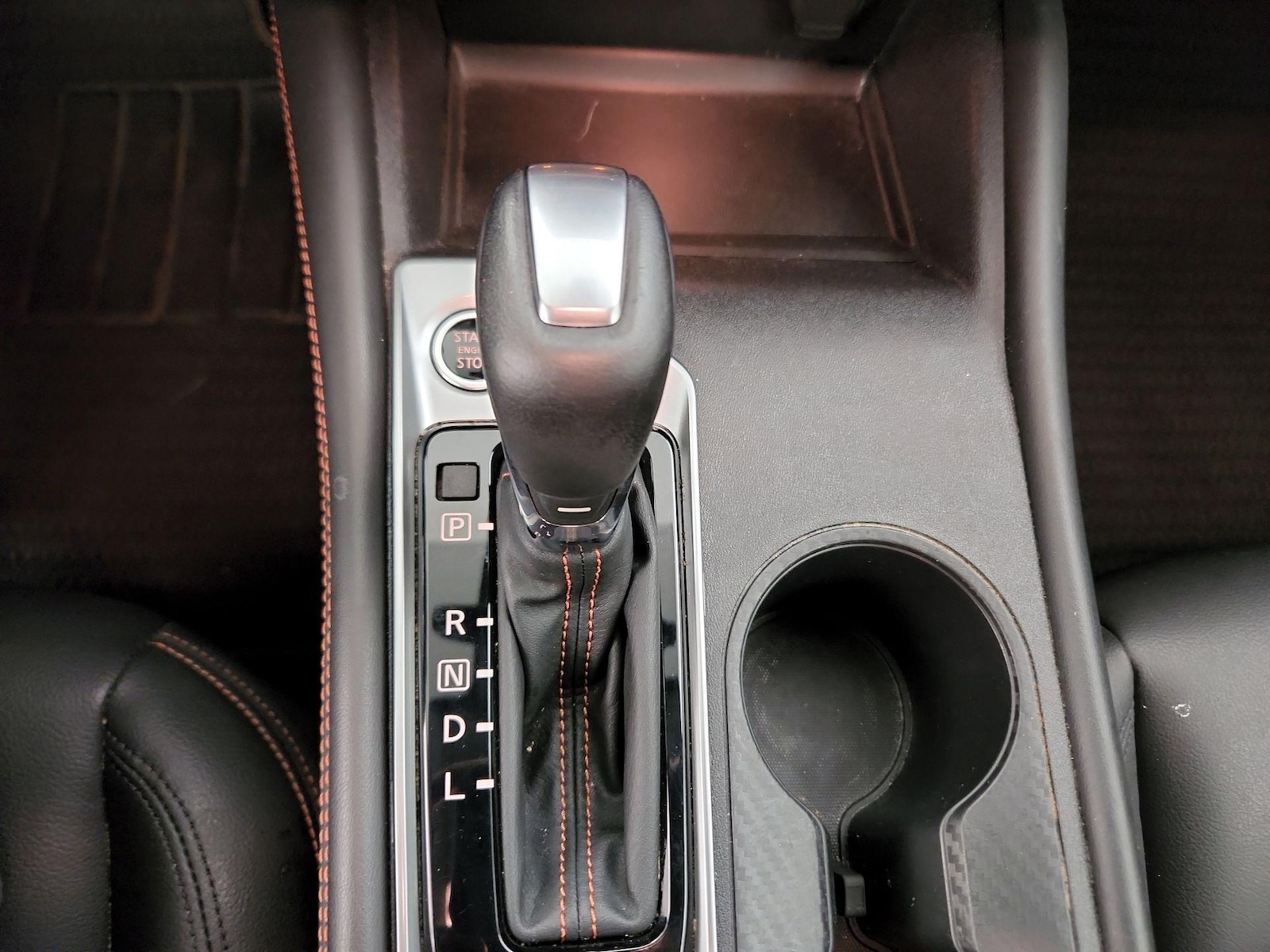 2020 Nissan Altima SR - Photo 18