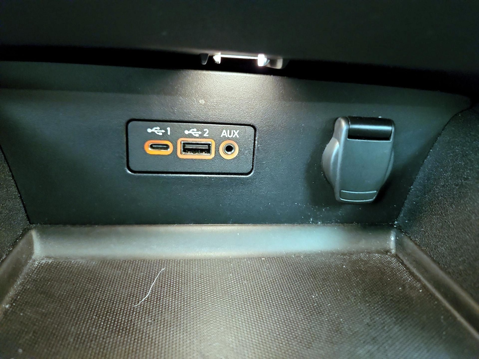 2020 Nissan Altima SR - Photo 19