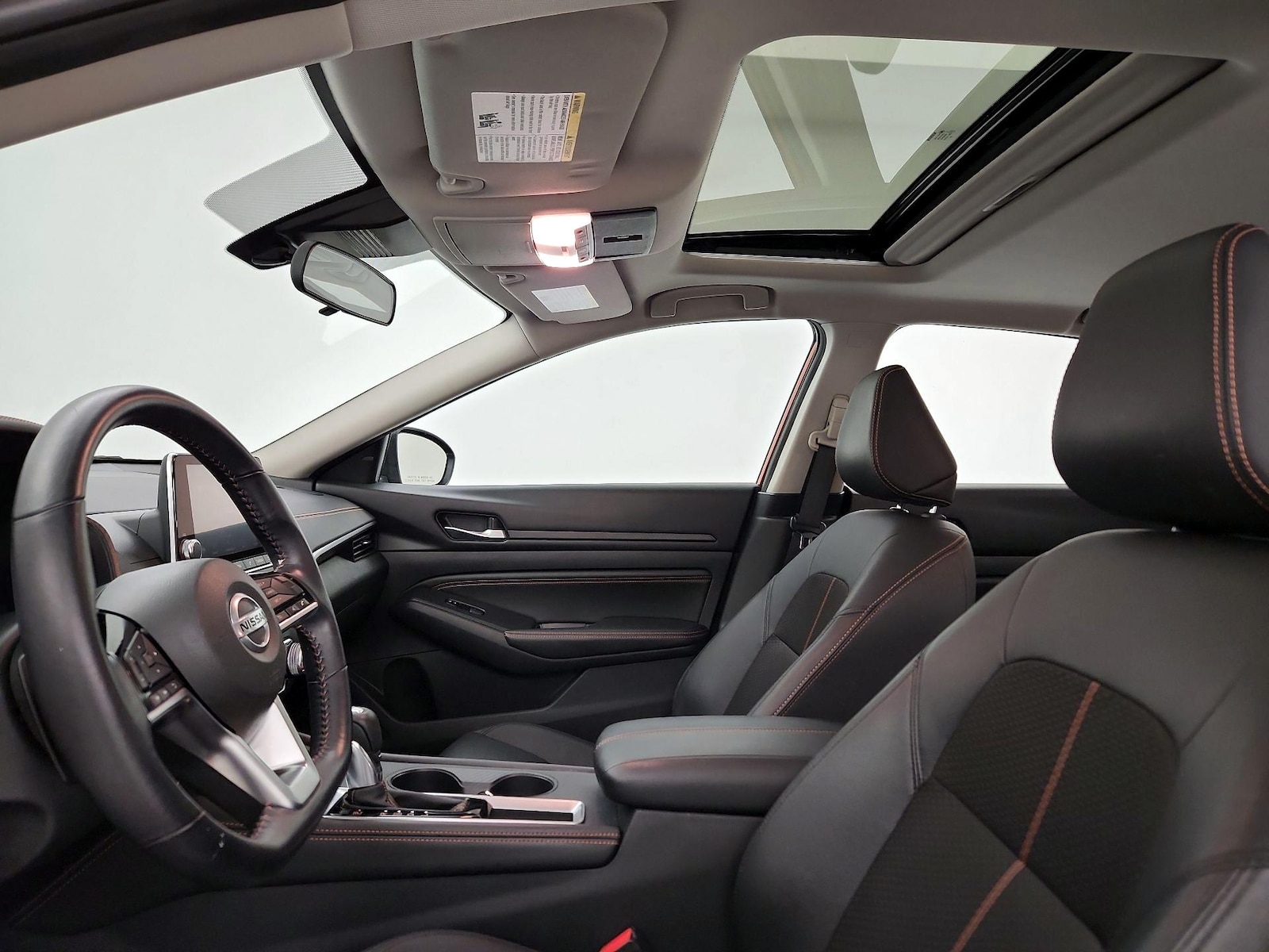 2020 Nissan Altima SR - Photo 20