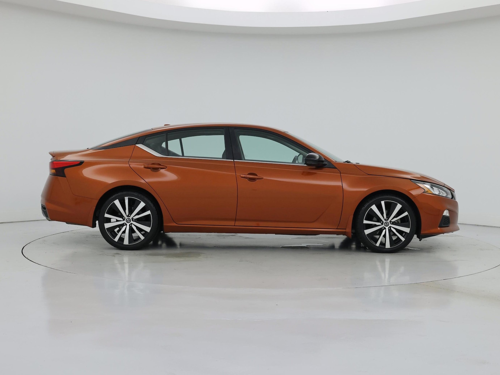2020 Nissan Altima SR - Photo 8