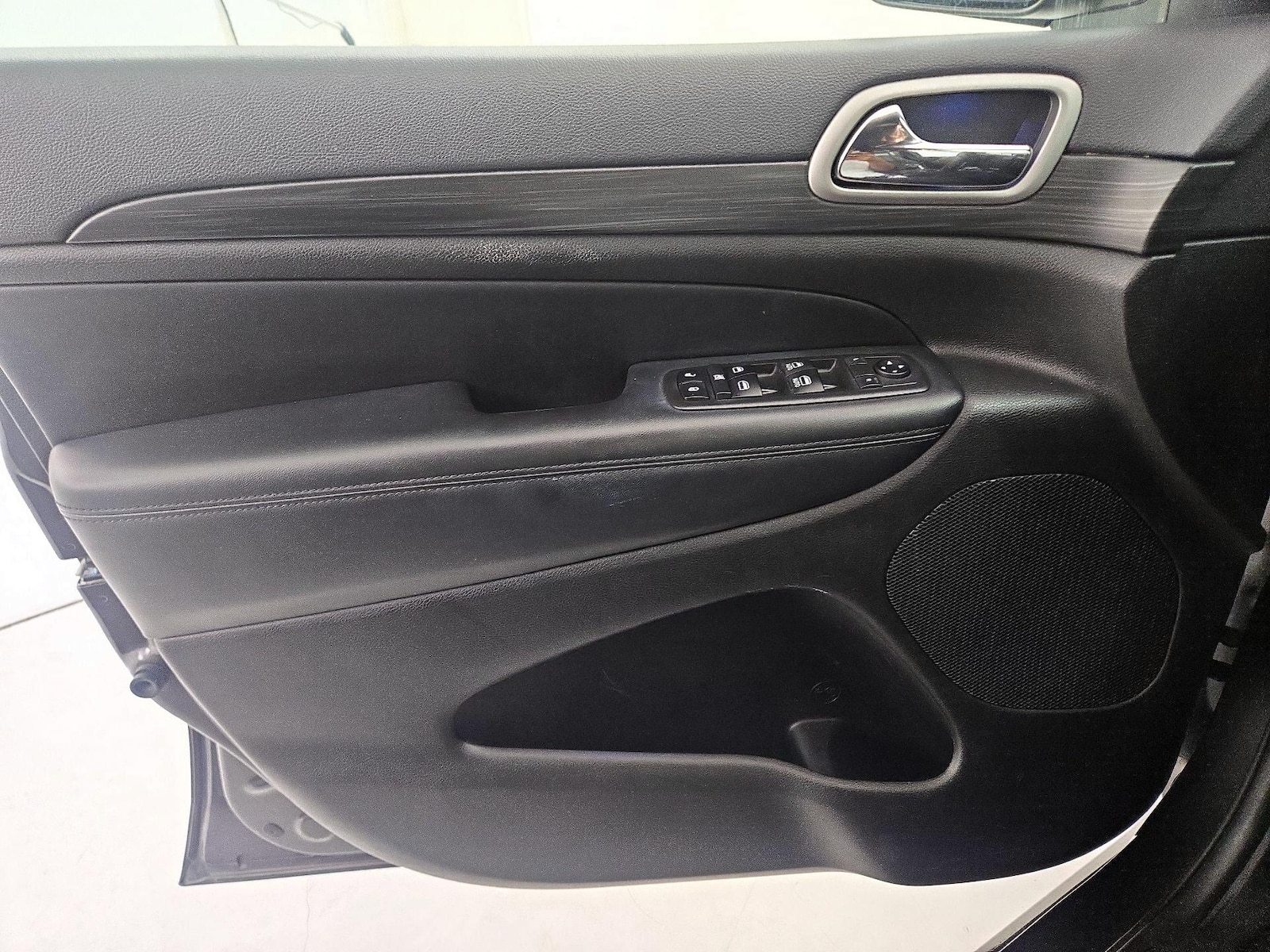 2019 Jeep Grand Cherokee Altitude - Photo 13