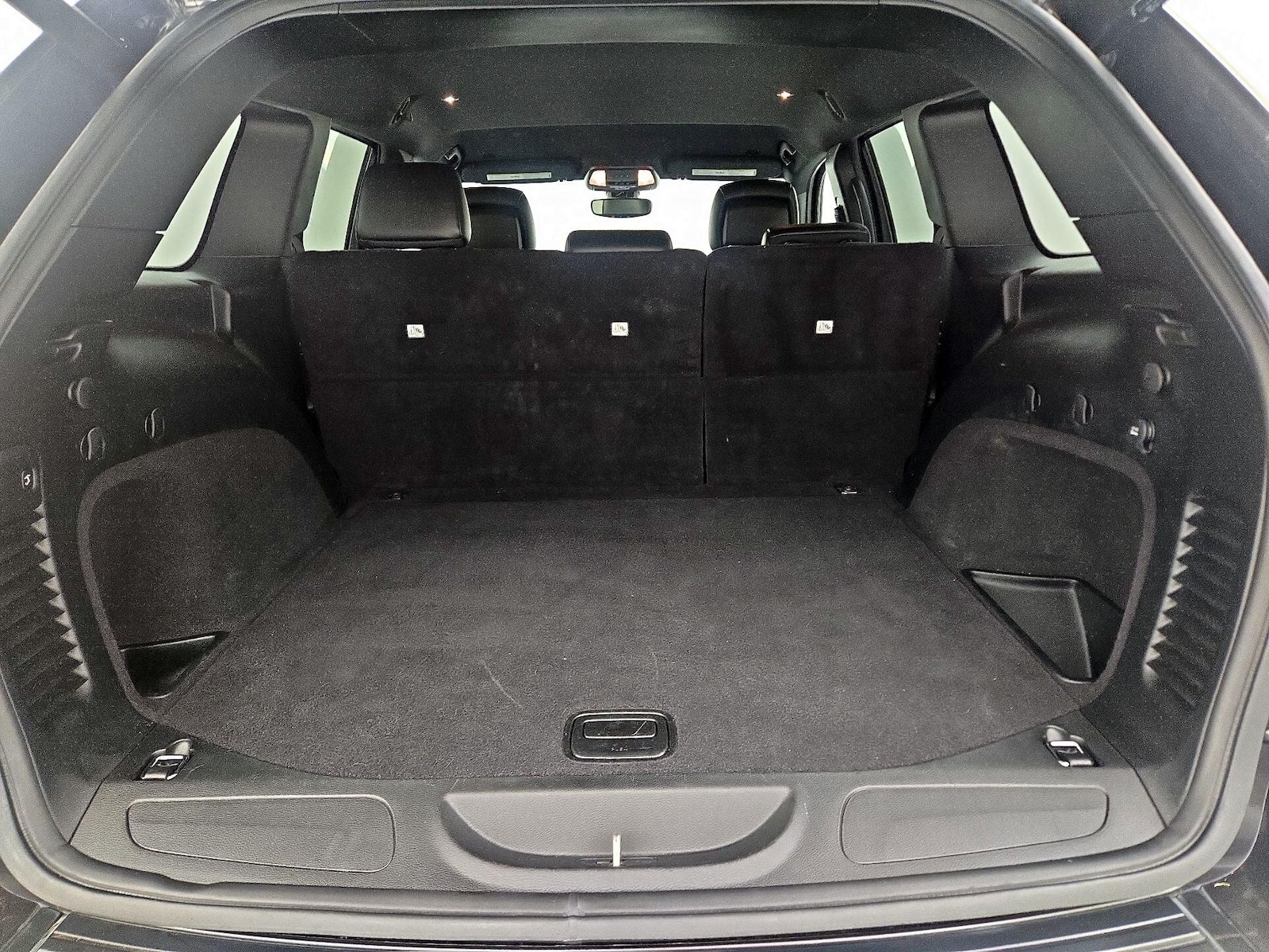 2019 Jeep Grand Cherokee Altitude - Photo 22
