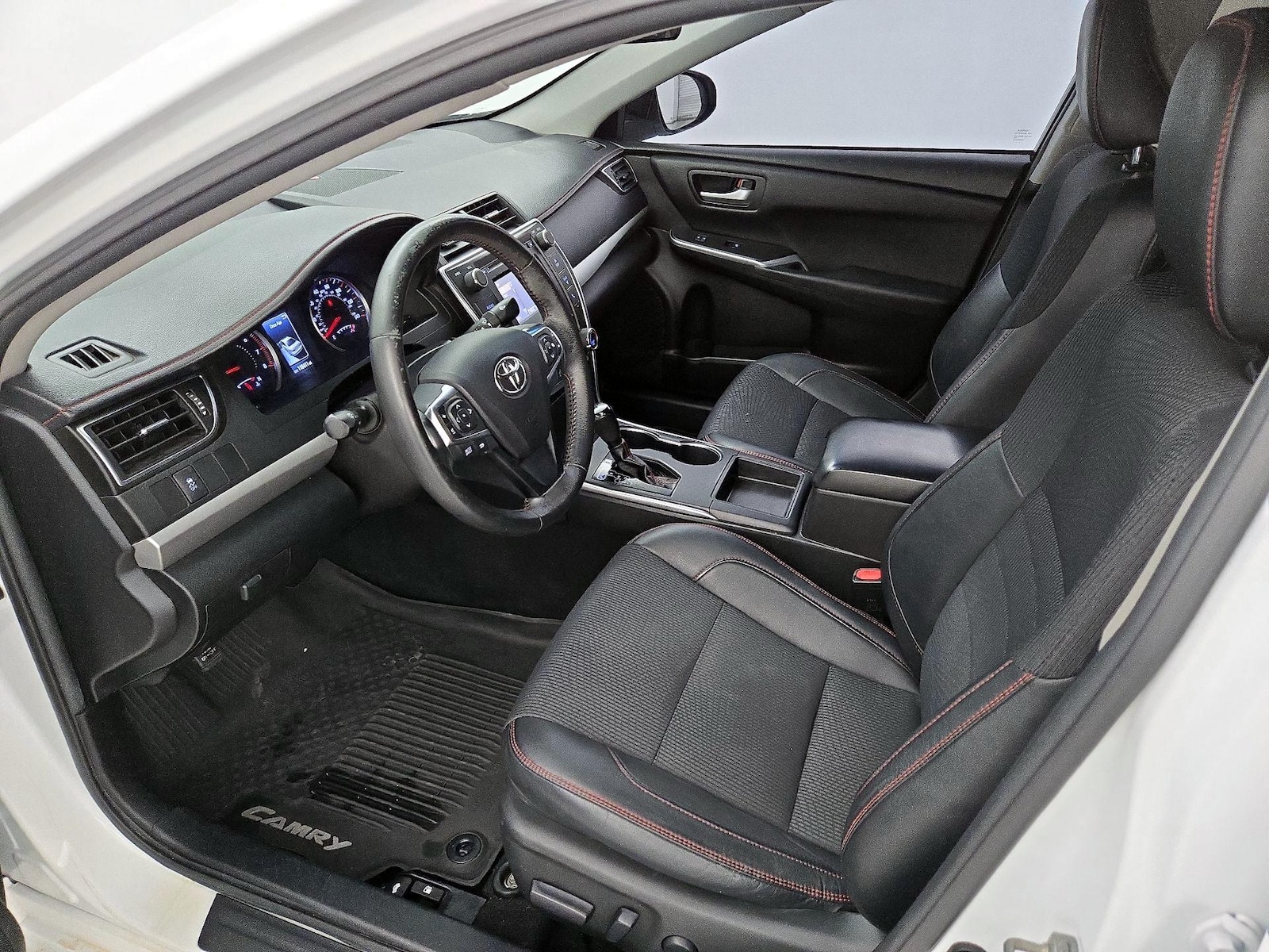 Power Seat(s) & Side Airbags