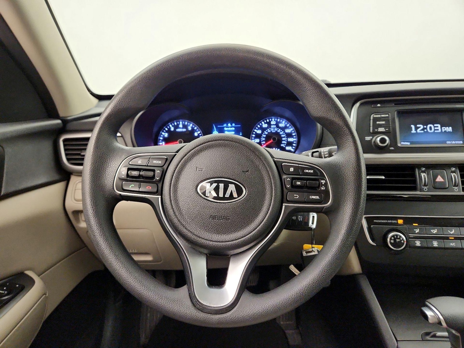 2016 Kia Optima LX - Photo 11