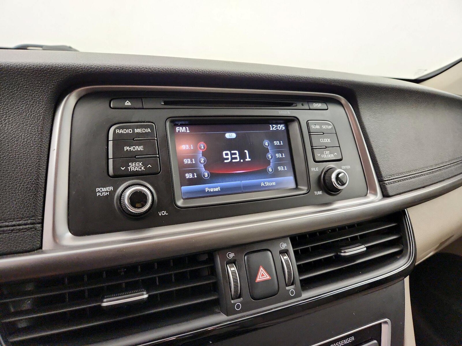 2016 Kia Optima LX - Photo 16