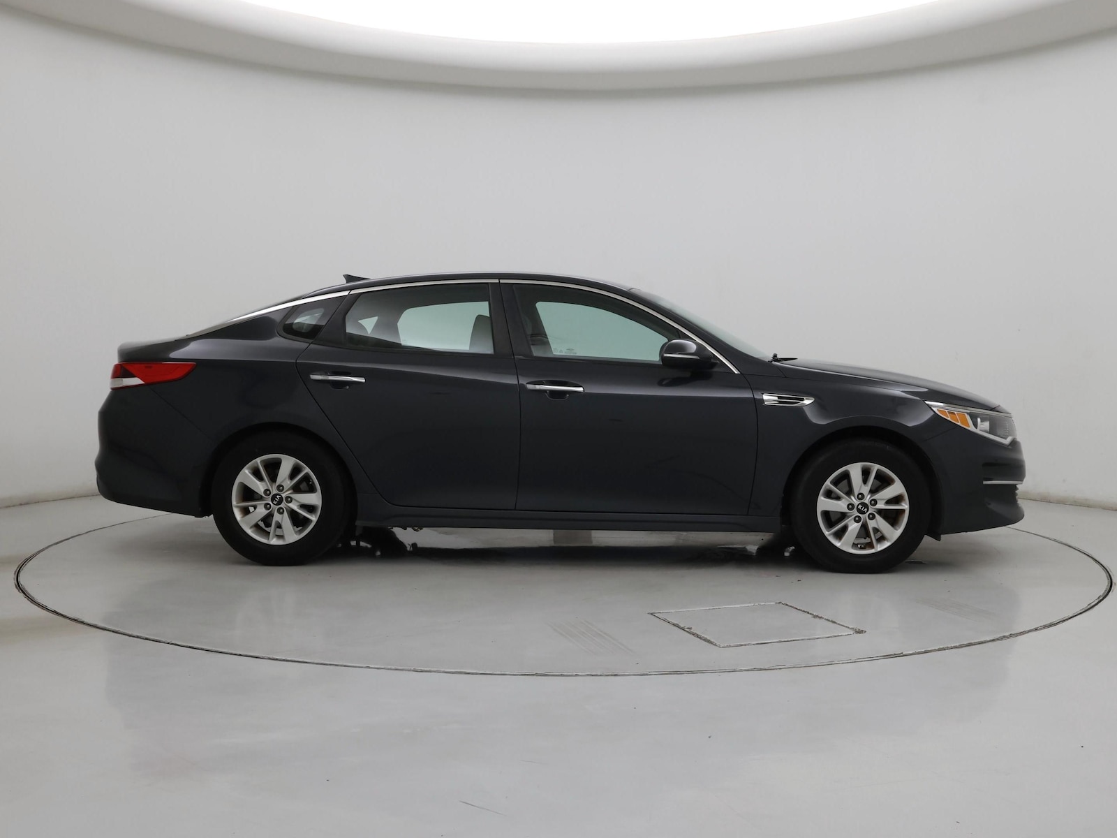 2016 Kia Optima LX - Photo 8