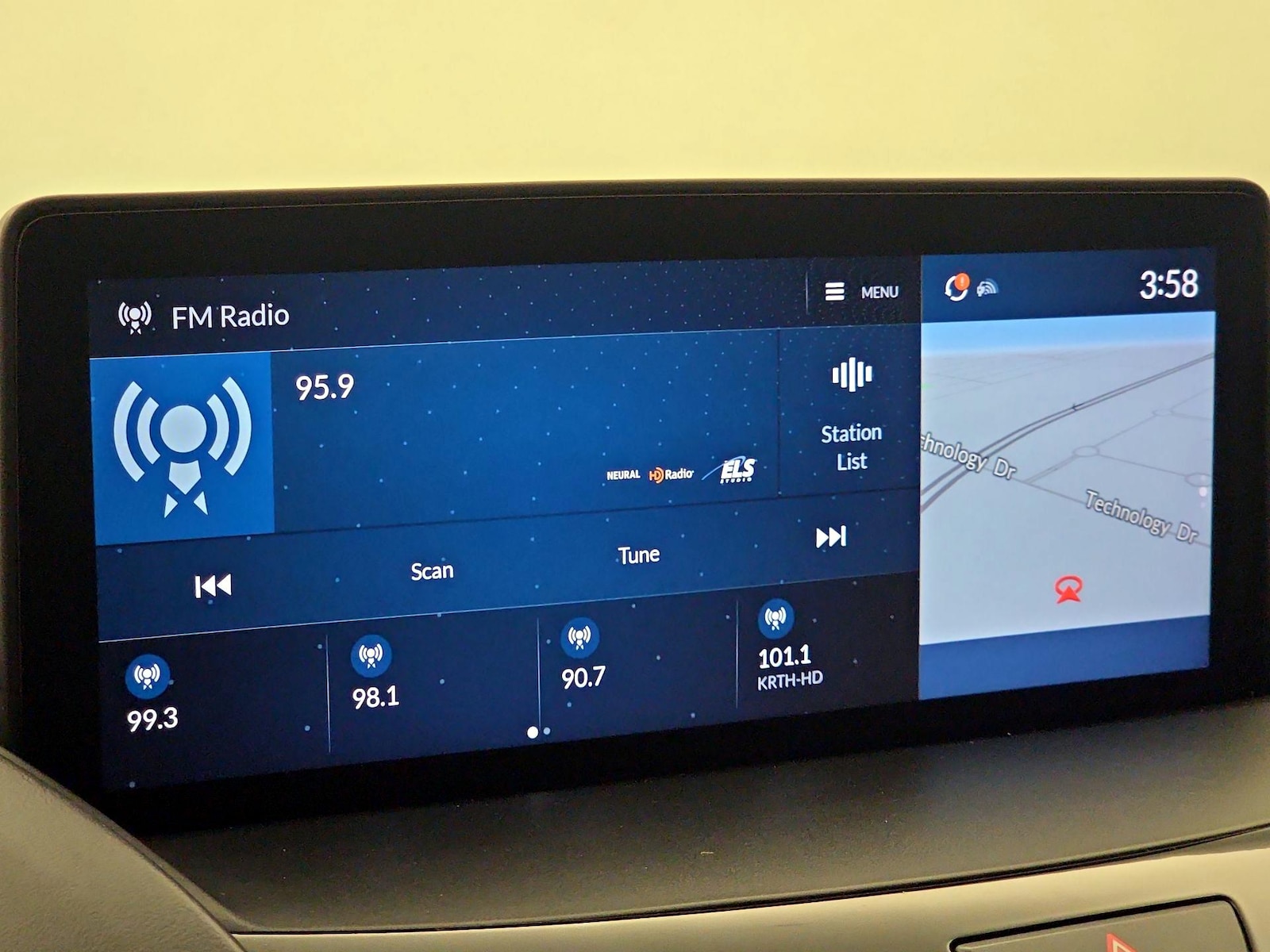2021 Acura RDX A-Spec Package - Photo 16