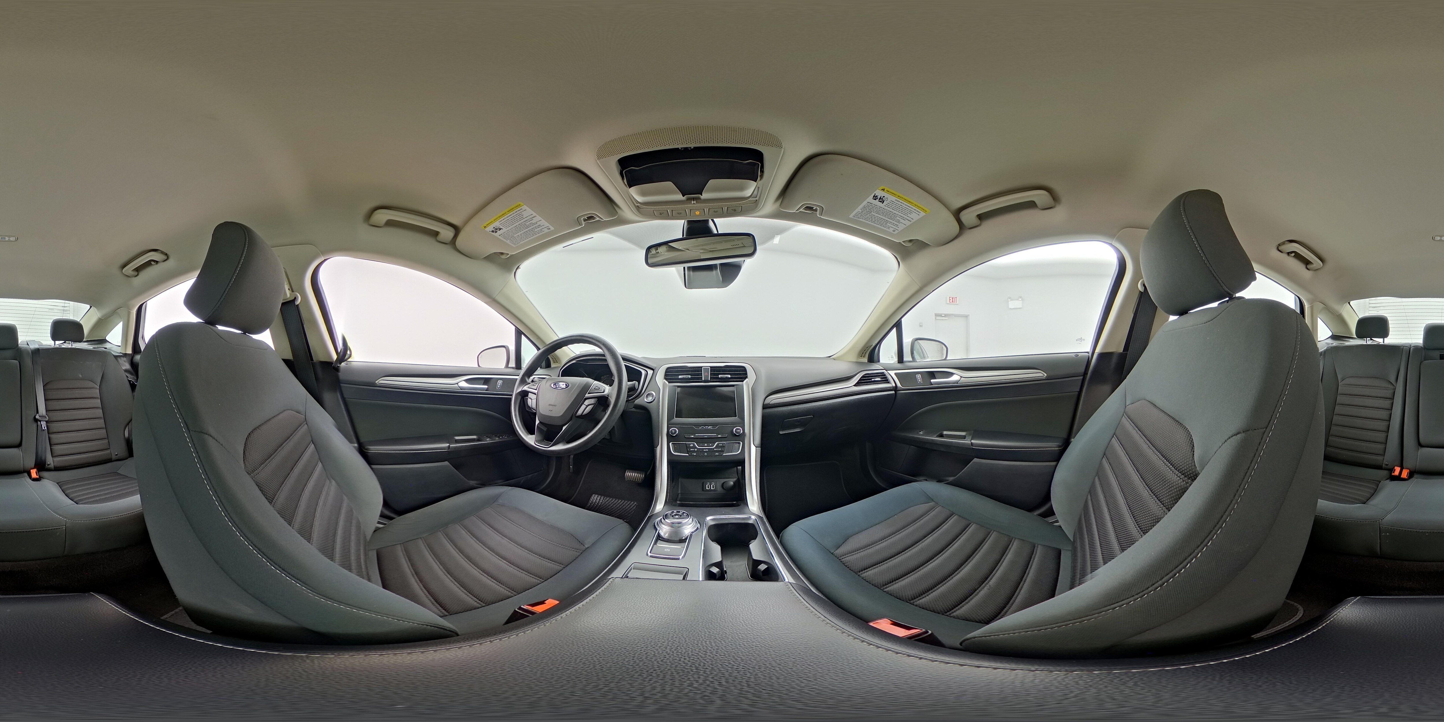2019 Ford Fusion SE - Photo 24