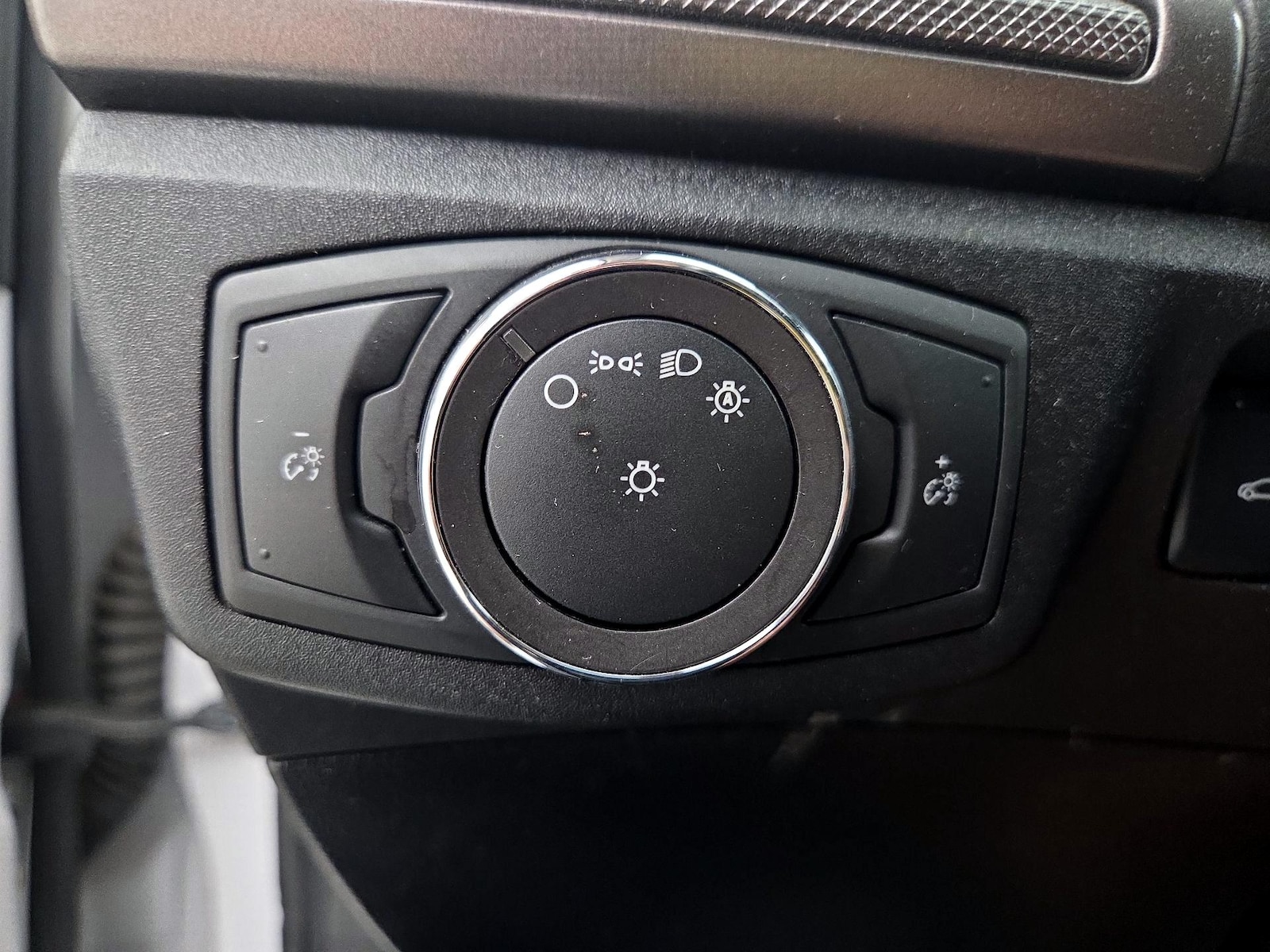 2019 Ford Fusion SE - Photo 14