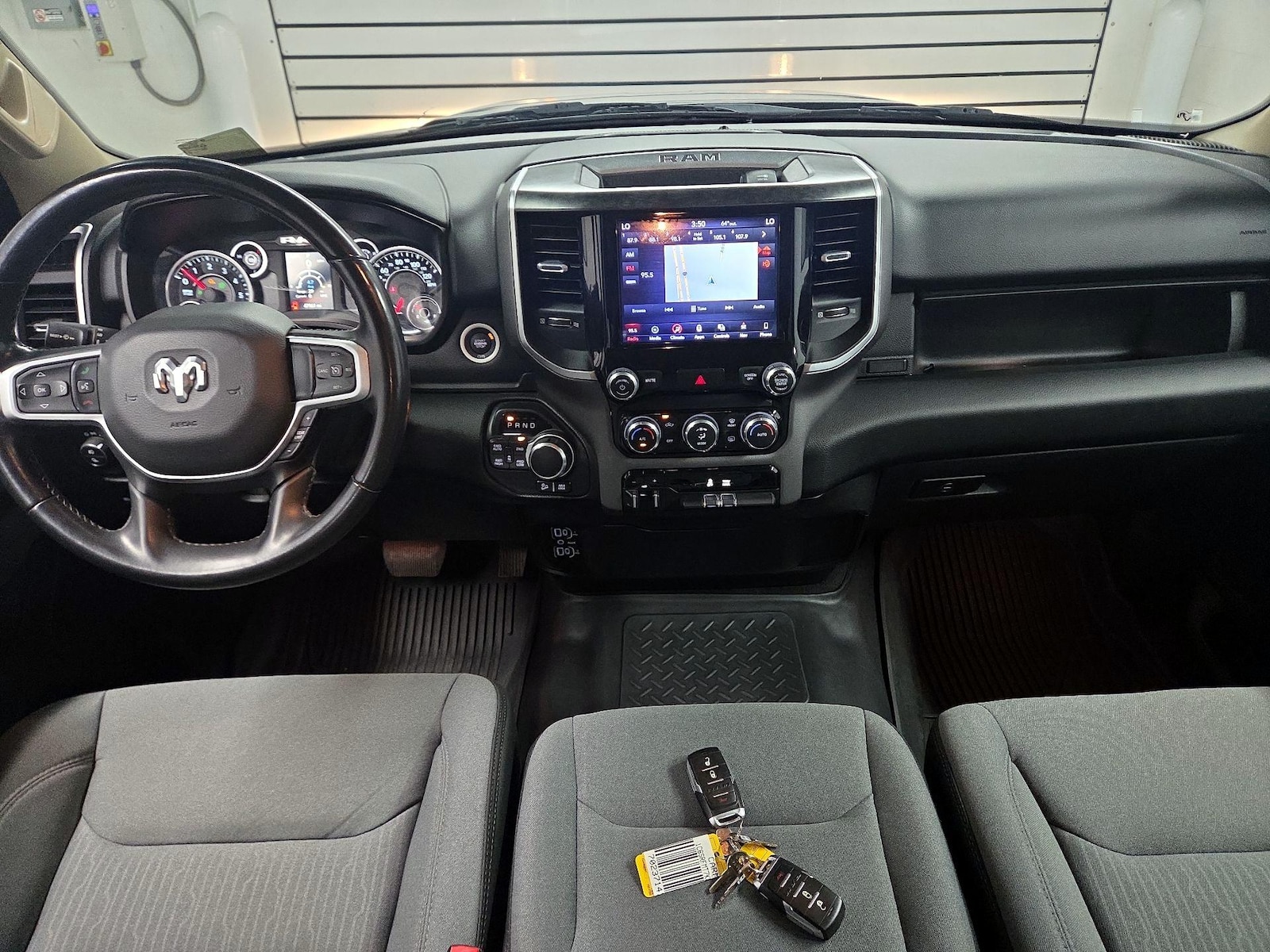 Apple CarPlay® & Android Auto™