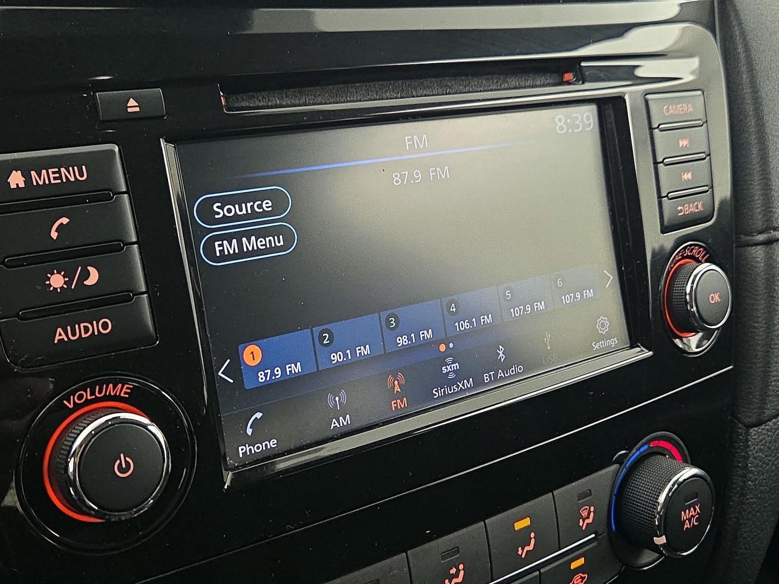 2019 Nissan Rogue S - Photo 16