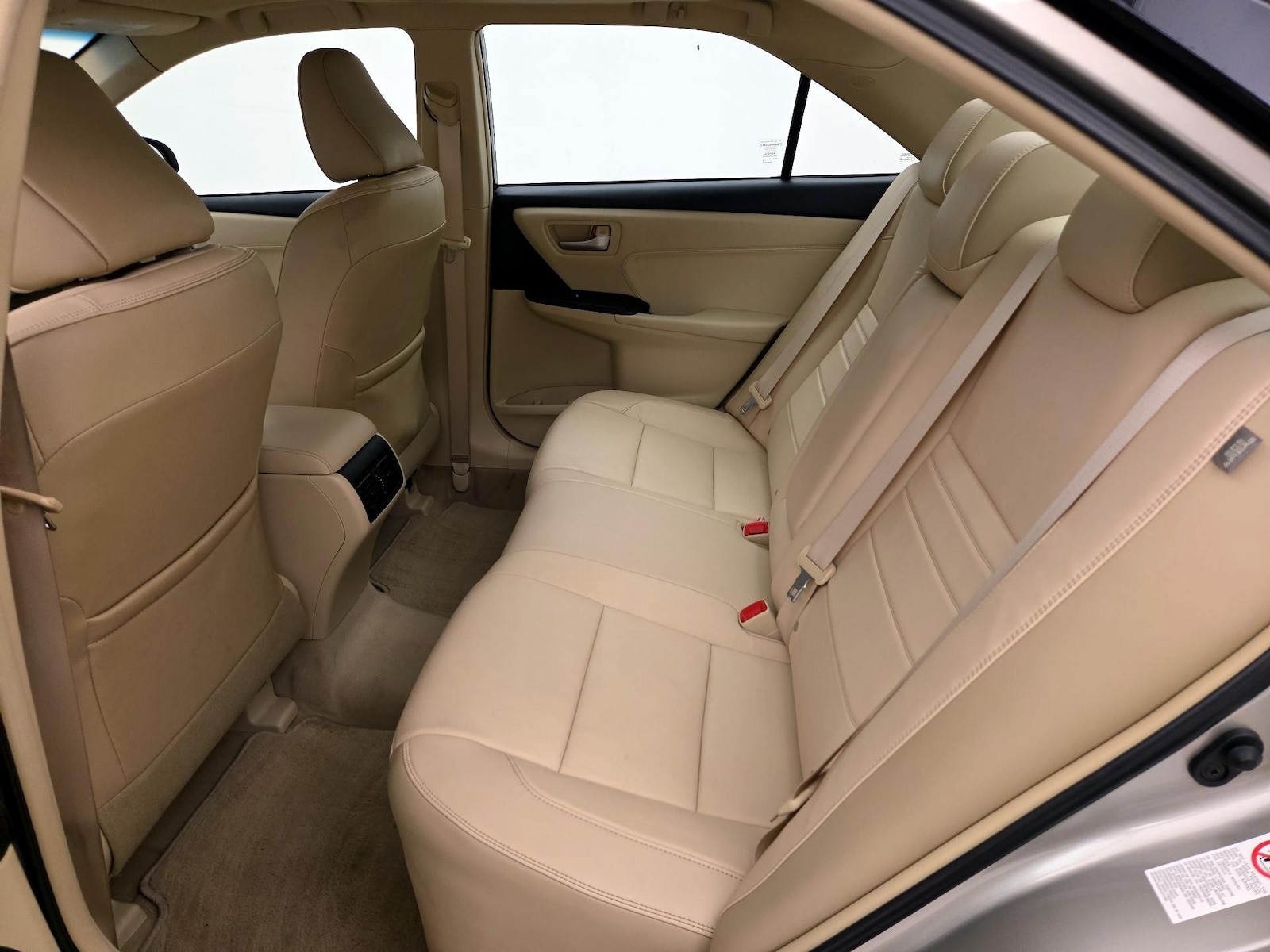 2015 Toyota Camry XLE - Photo 21