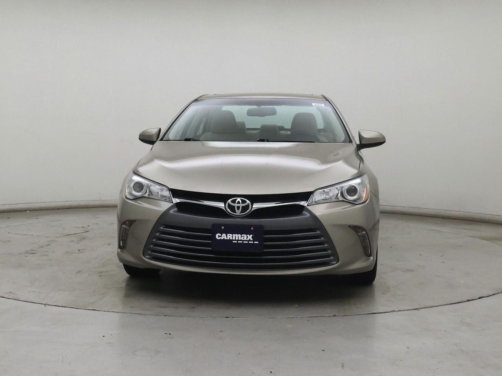 2015 Toyota Camry XLE - Photo 6