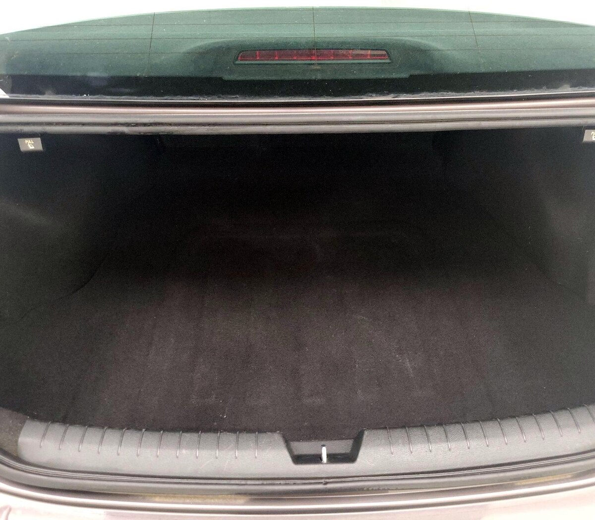 Trunk/Cargo (Seats Up)