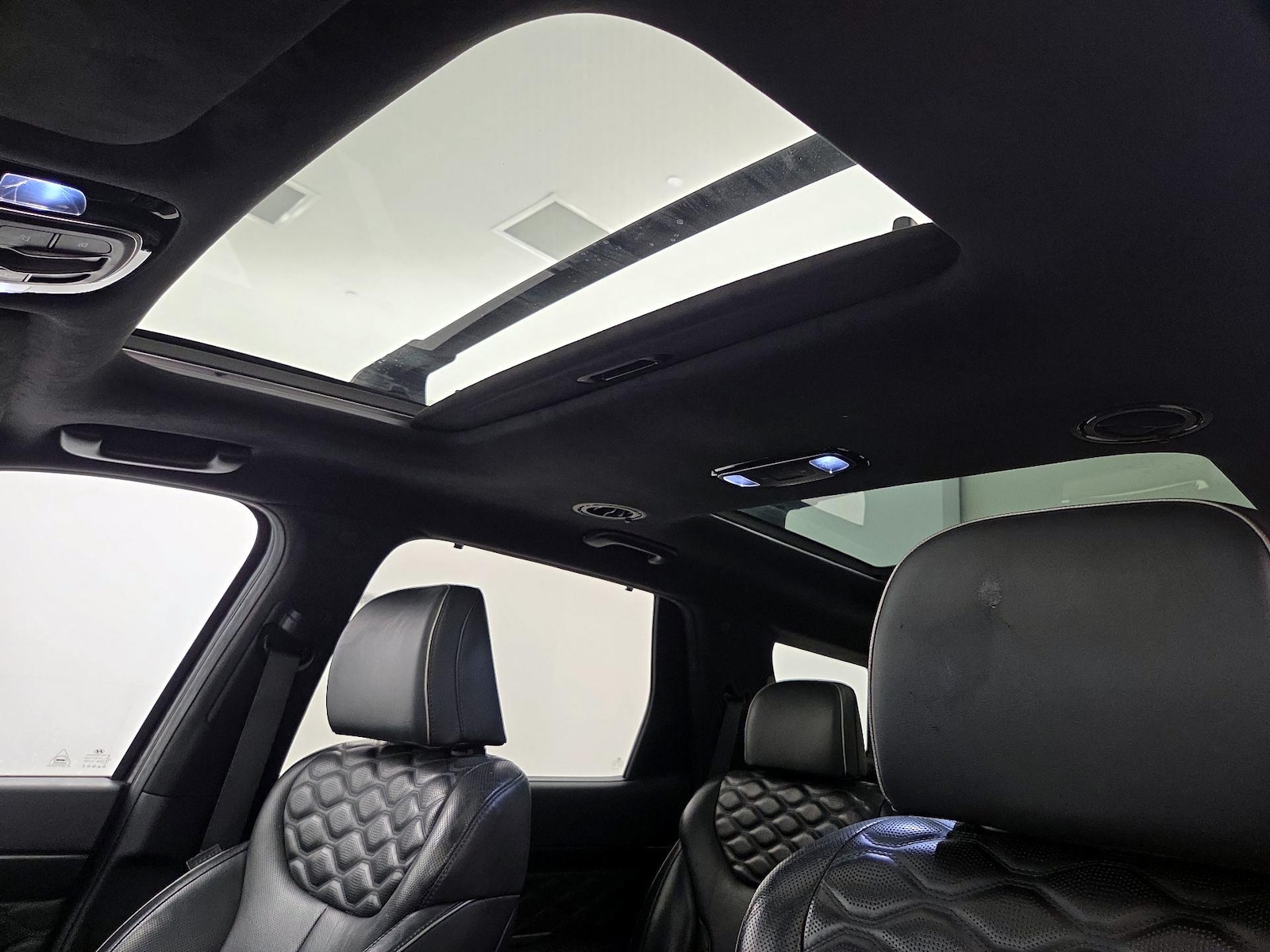 Sunroof(s) & Skylight(s)