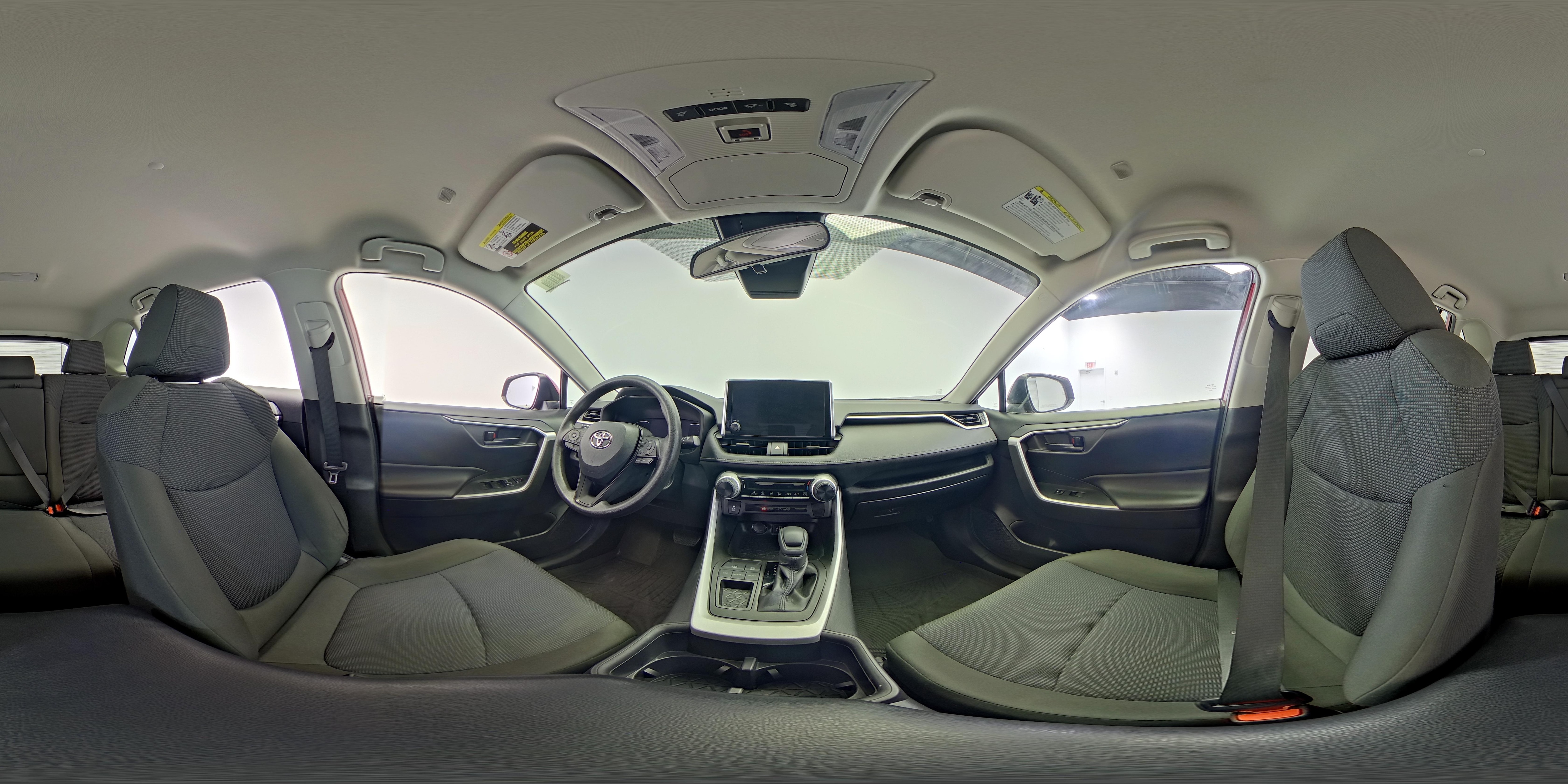 2023 Toyota RAV4 LE - Photo 24