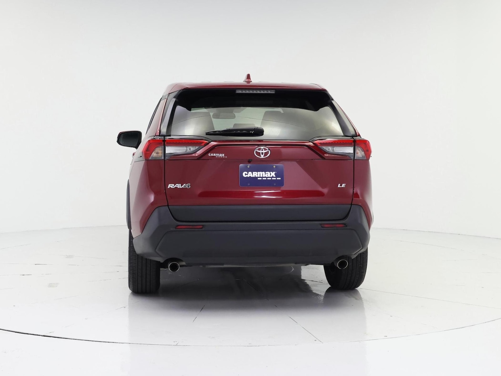 2023 Toyota RAV4 LE - Photo 7