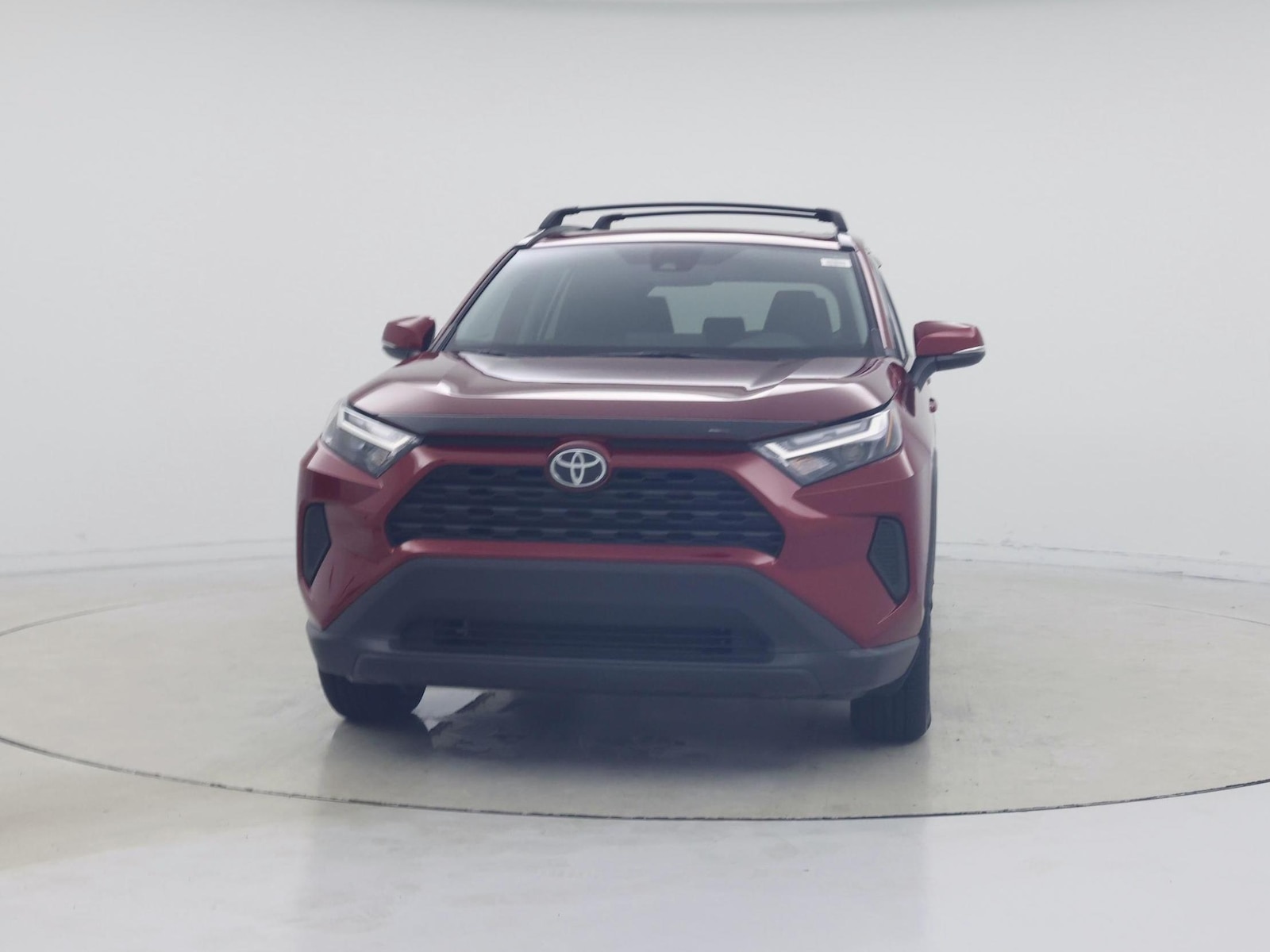 2025 Toyota RAV4 XLE - Photo 6