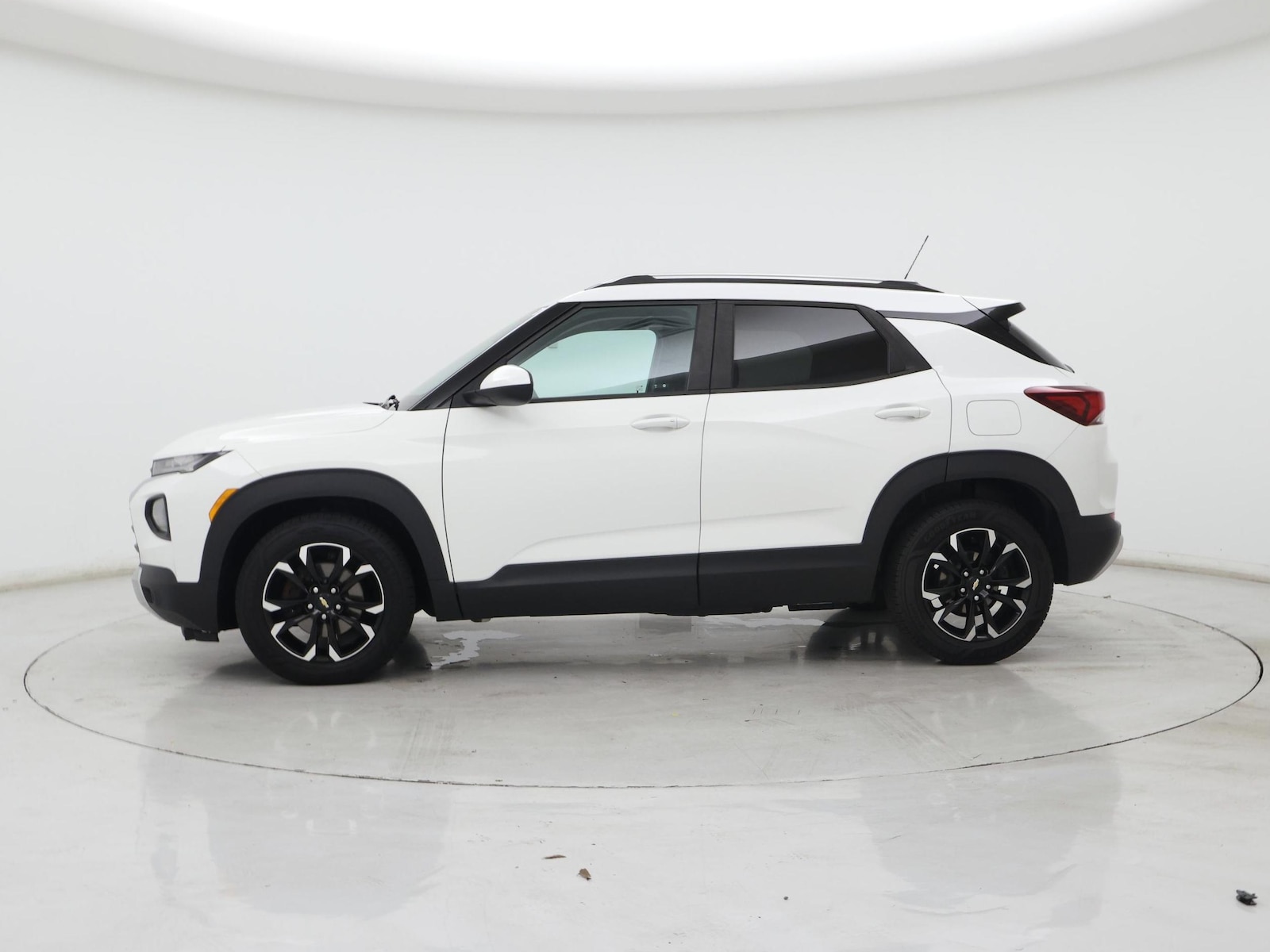 2021 Chevrolet Trailblazer LT - Photo 4