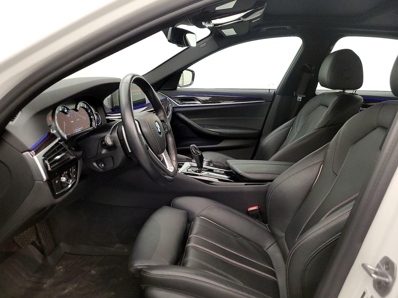 2017 BMW 5 Series 530i - Photo 12