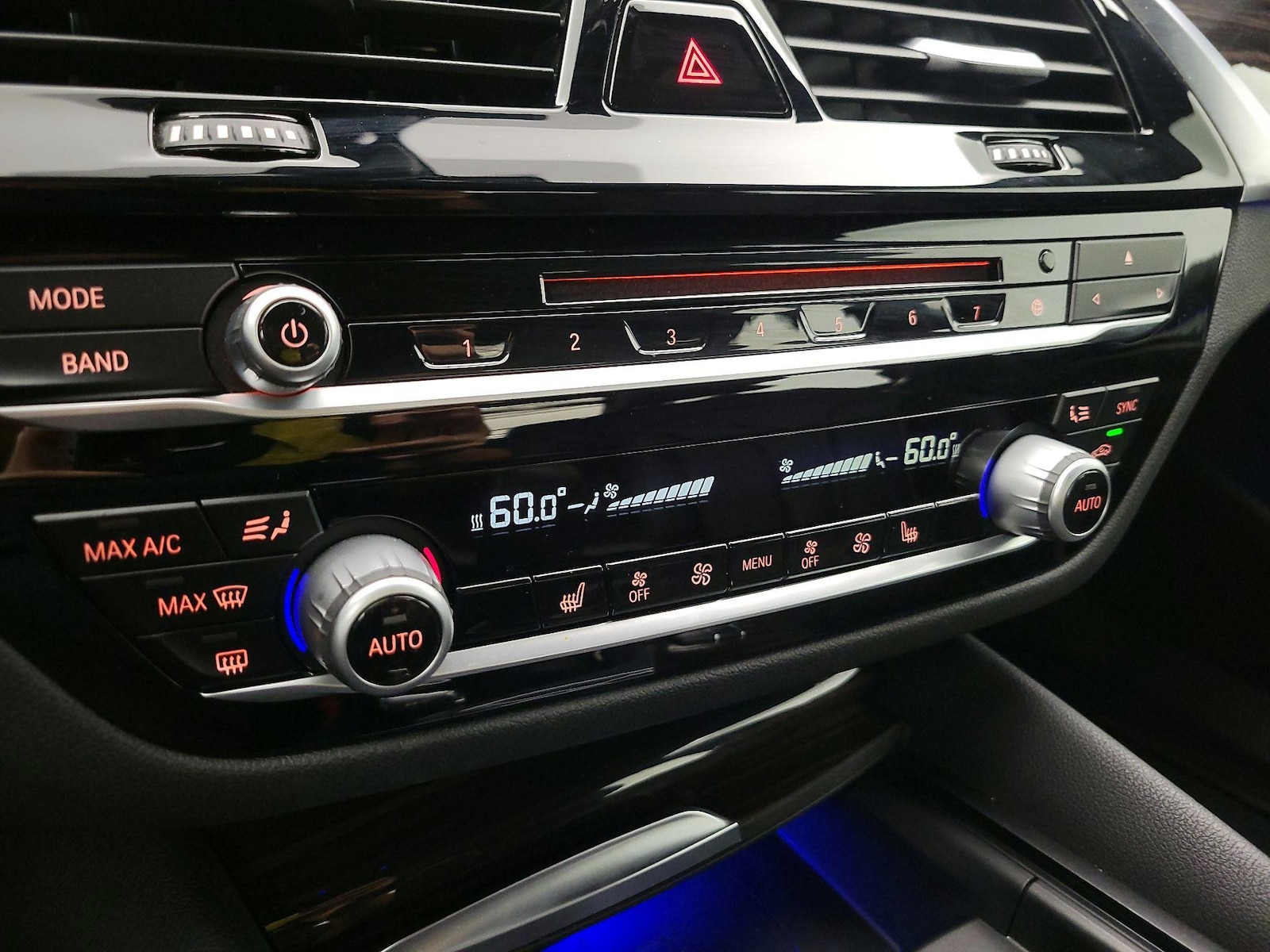 2017 BMW 5 Series 530i - Photo 18