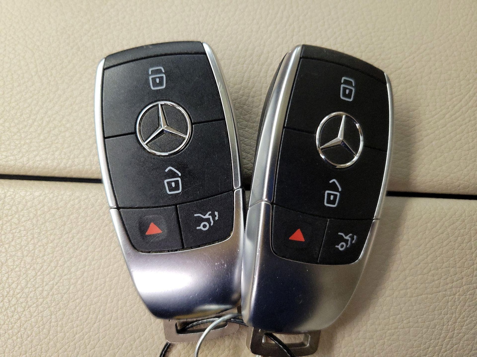 2021 Mercedes-Benz GLC GLC300 - Photo 24