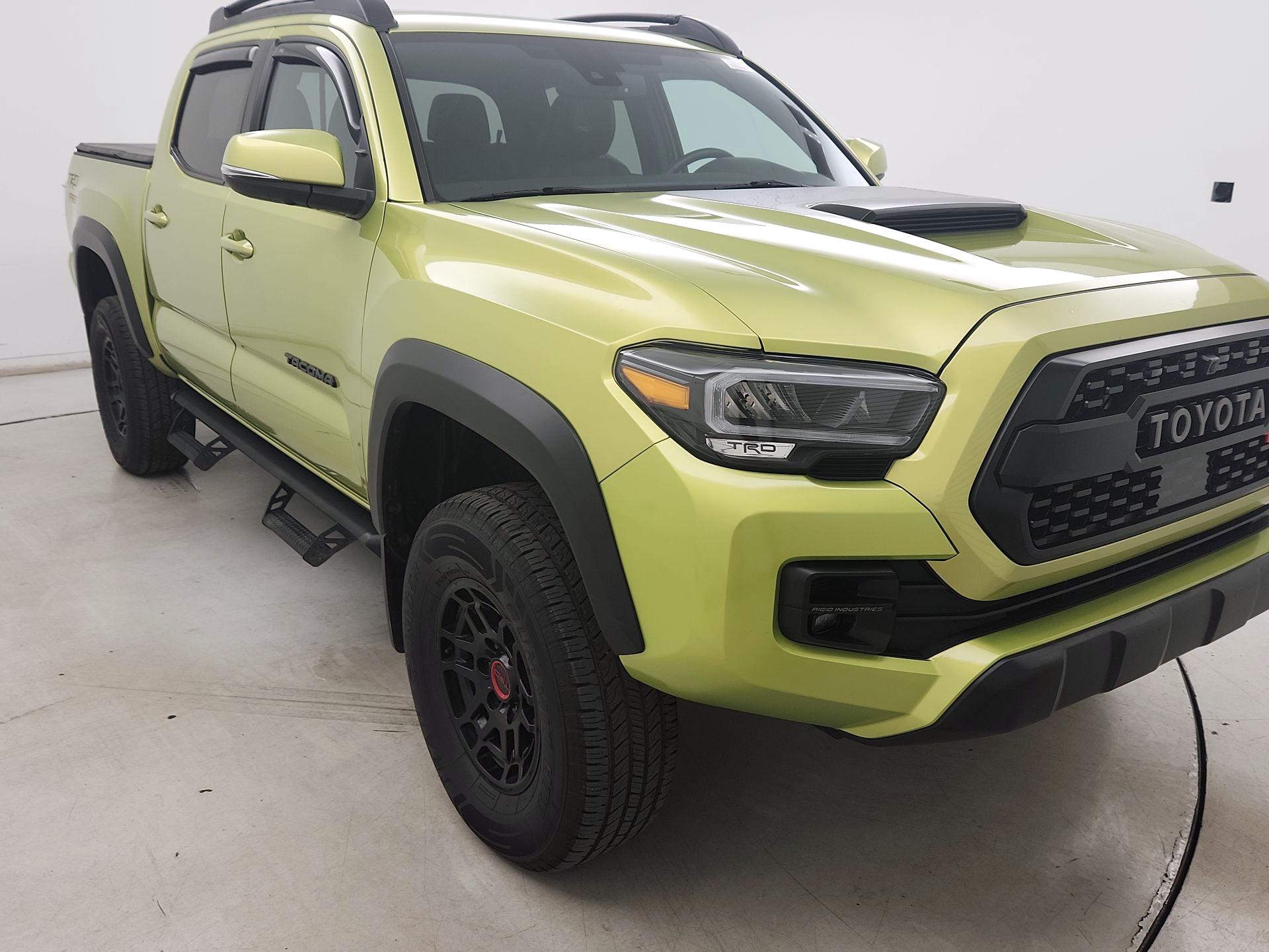 2022 Toyota Tacoma Verde Camioneta Todo terreno Manual
