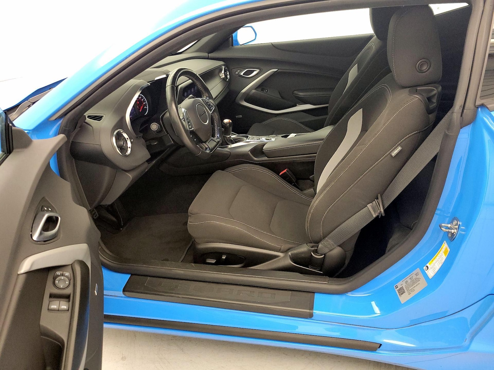 2022 Chevrolet Camaro LT1 - Photo 12