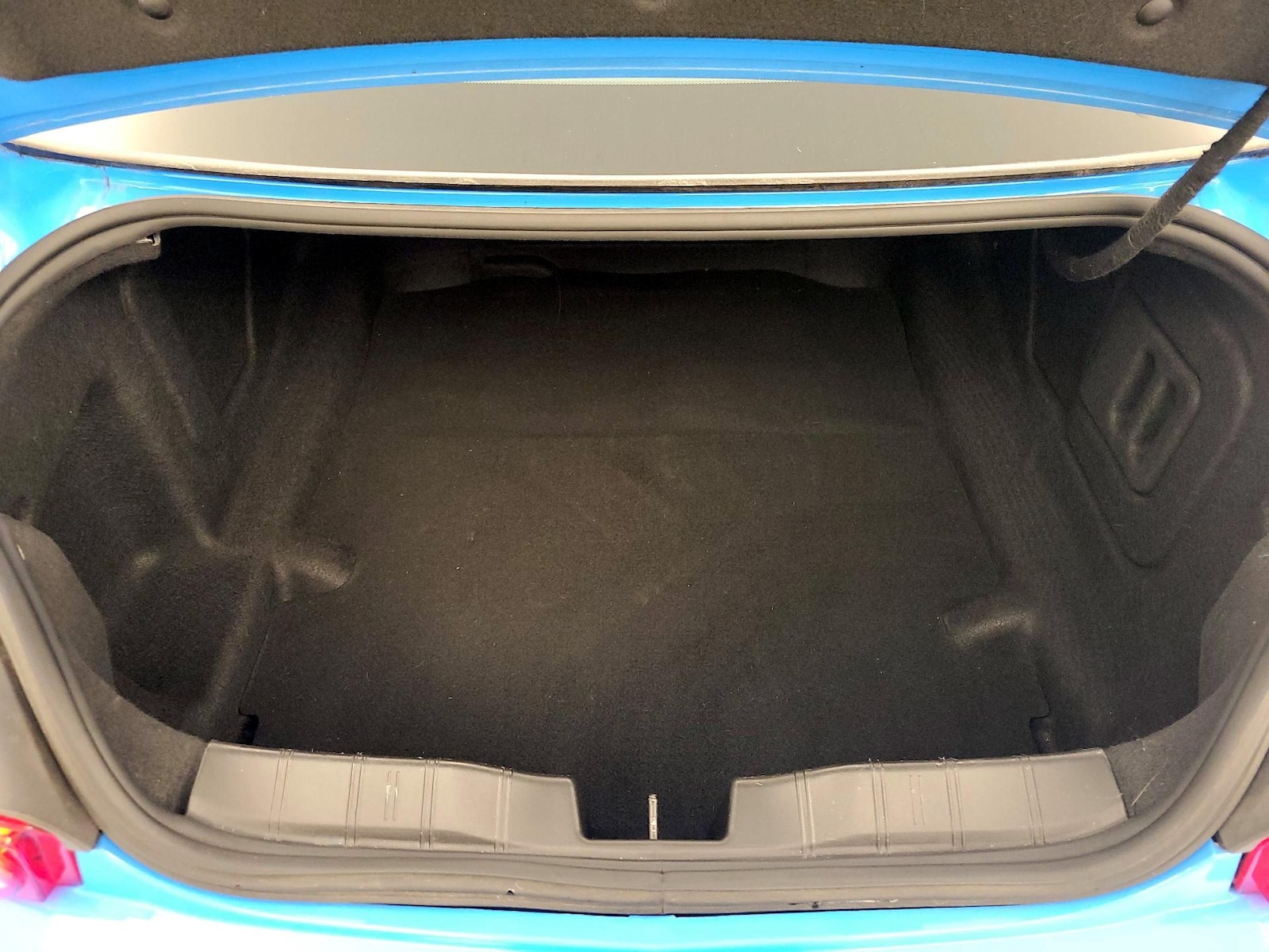 2022 Chevrolet Camaro LT1 - Photo 19