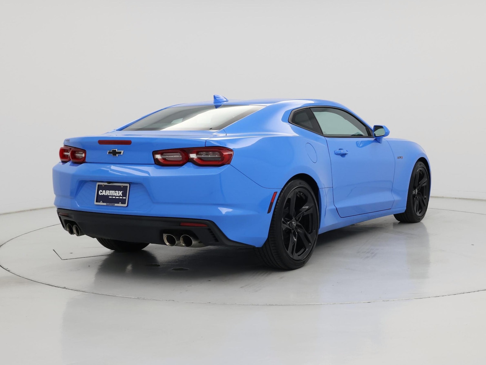 2022 Chevrolet Camaro LT1 - Photo 9