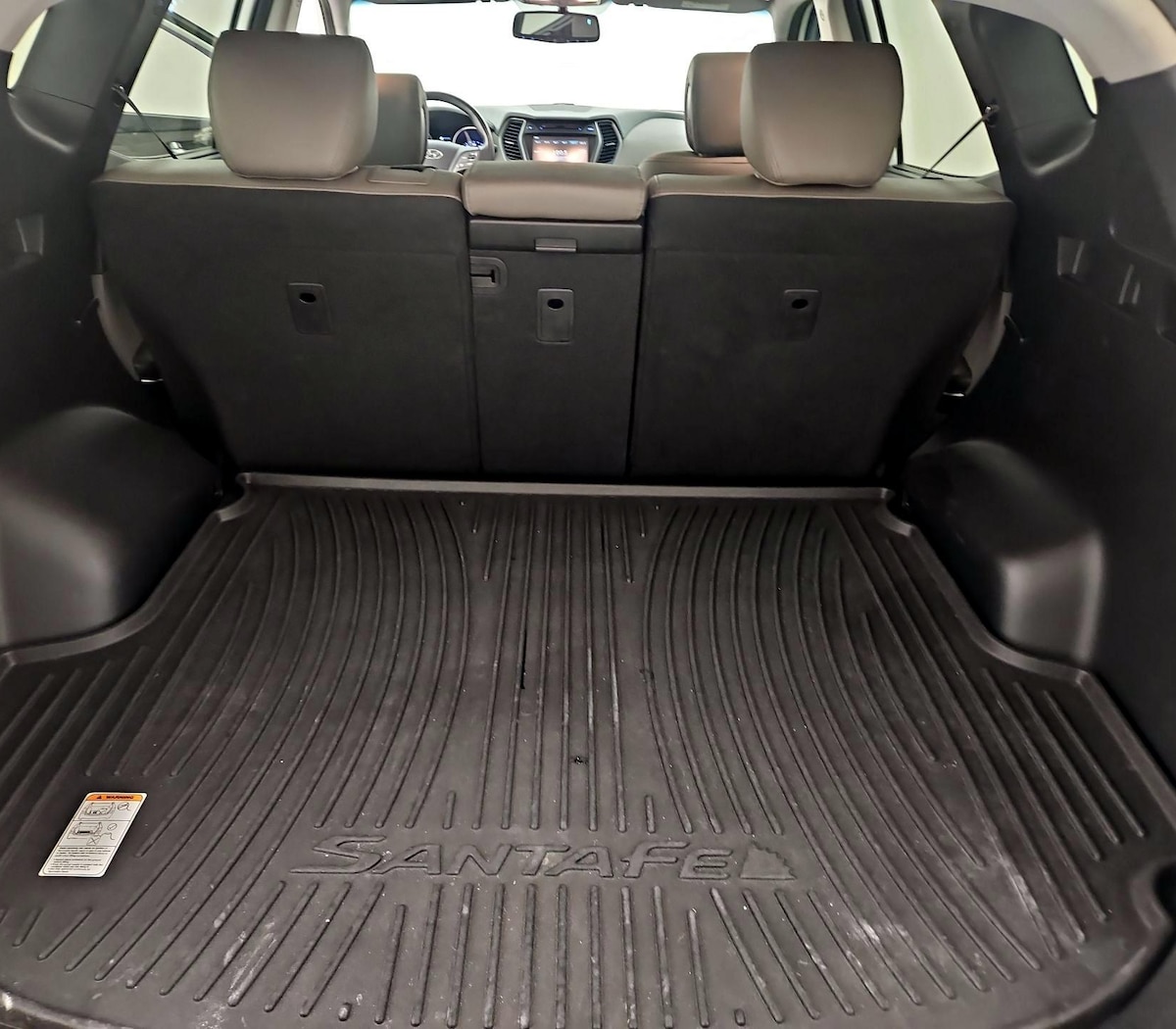 Trunk/Cargo (Seats Up)