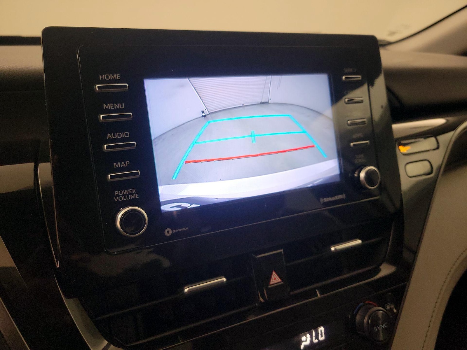 2023 Toyota Camry SE - Photo 14