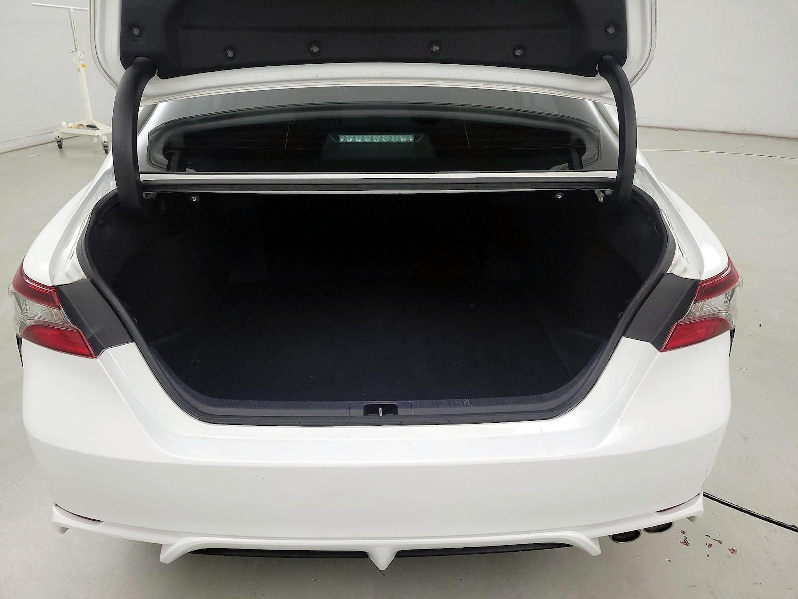2023 Toyota Camry SE - Photo 20