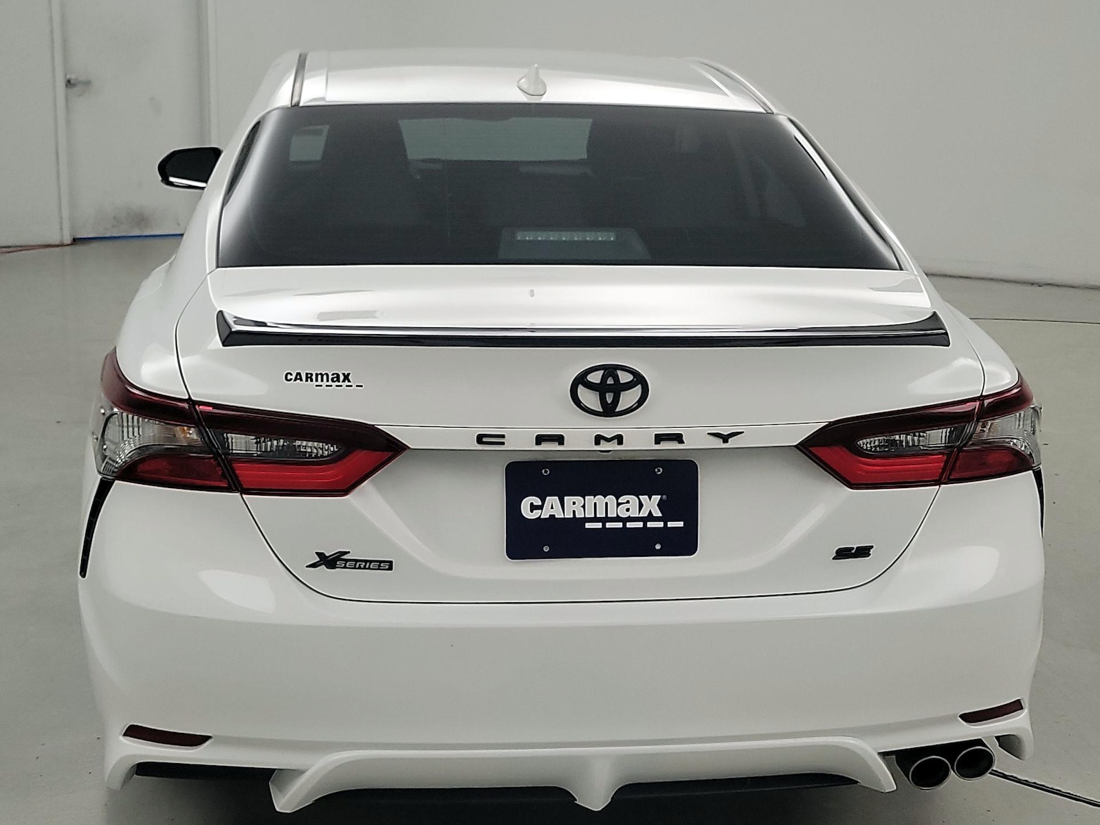 2023 Toyota Camry SE - Photo 7