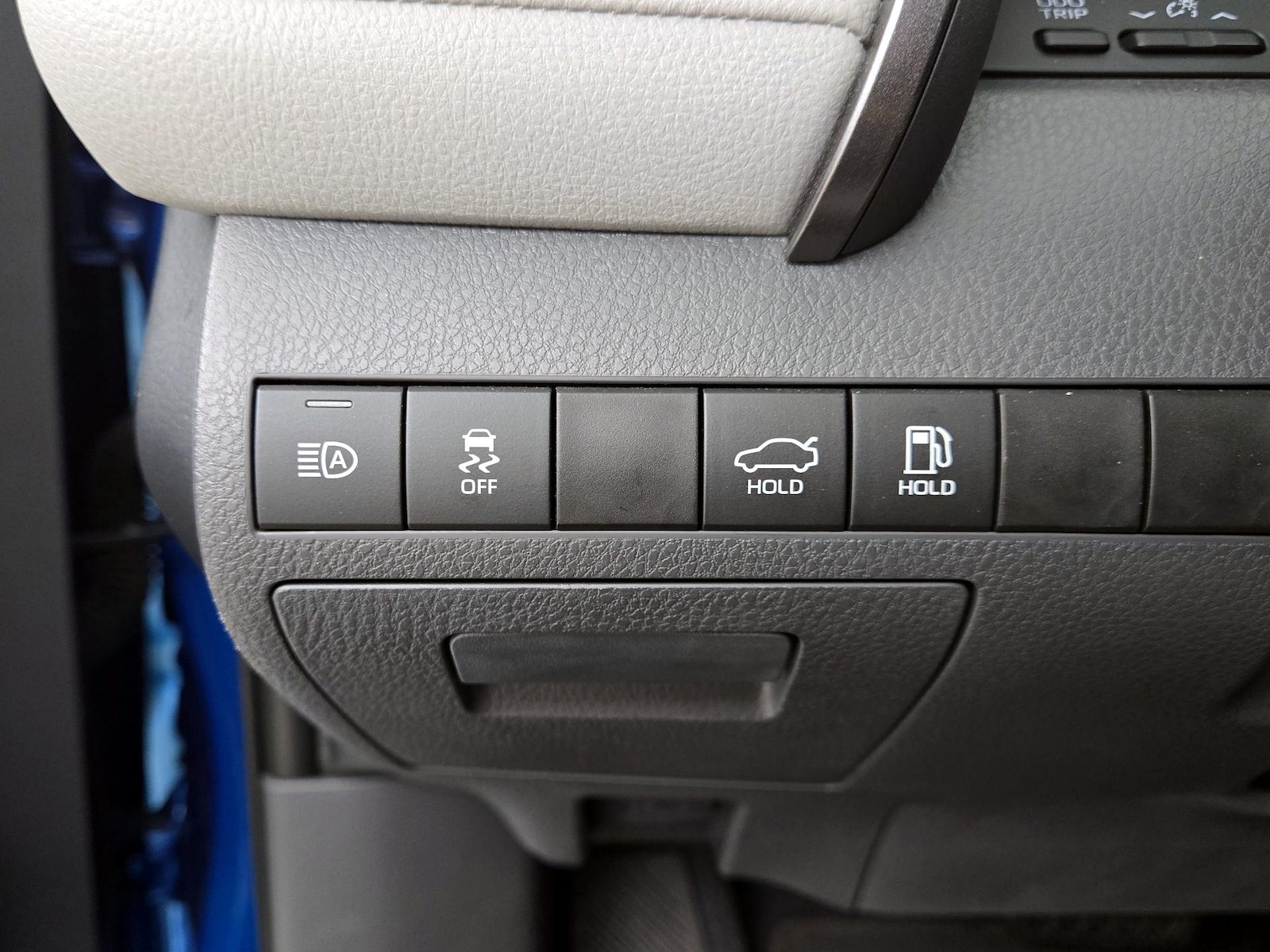 2020 Toyota Camry XSE - Photo 14