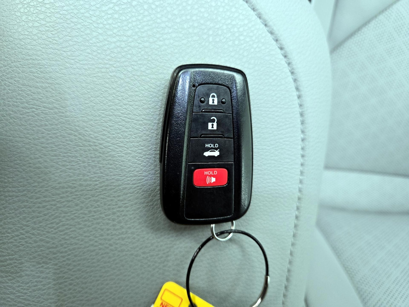 2020 Toyota Camry XSE - Photo 24