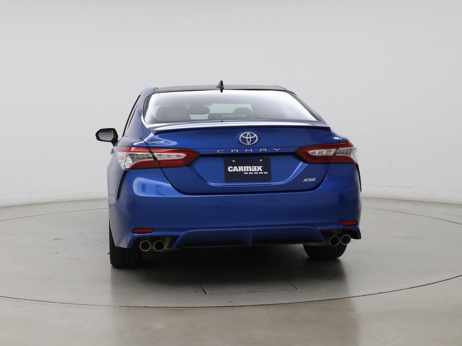 2020 Toyota Camry XSE - Photo 7