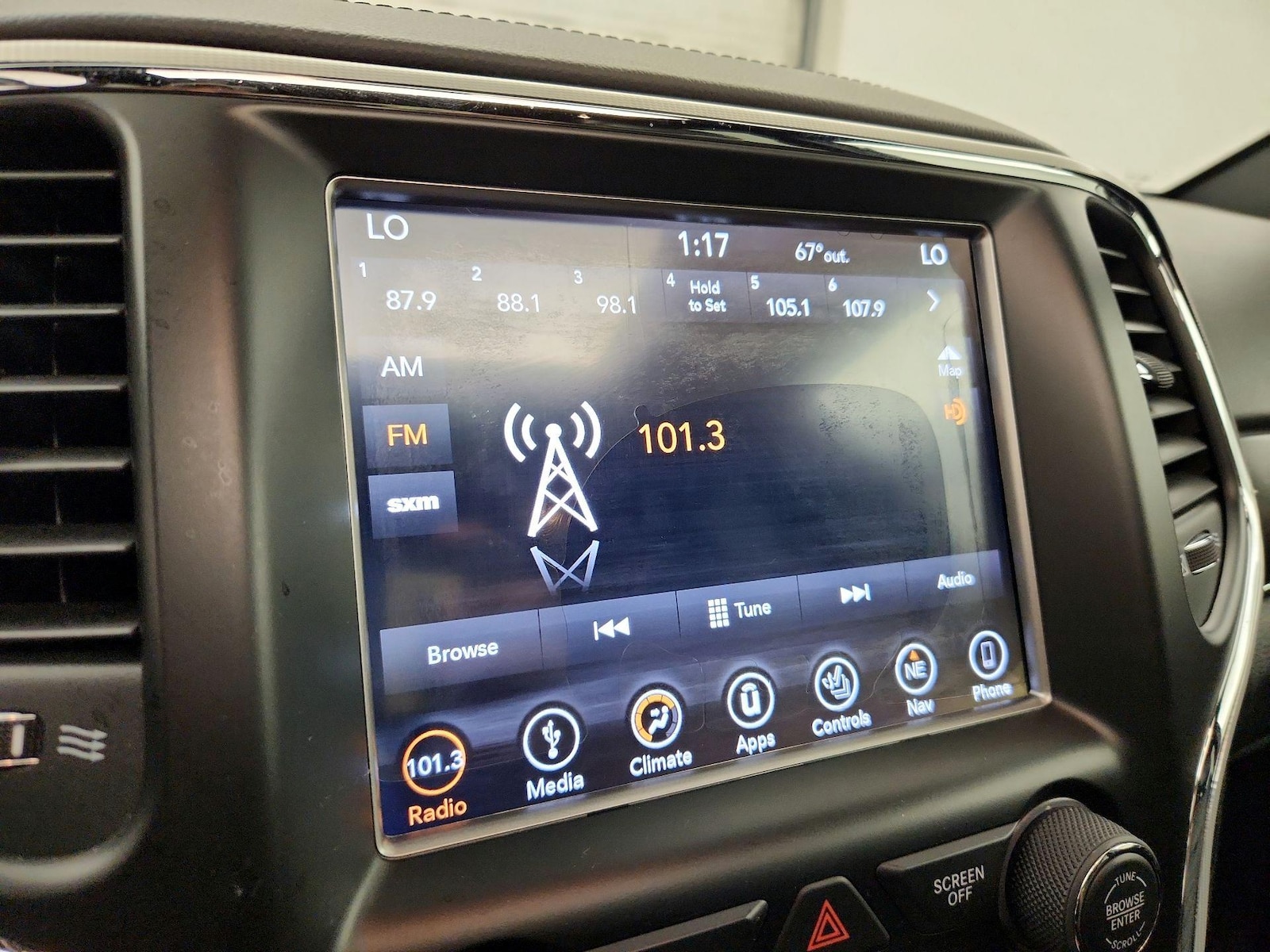 2018 Jeep Grand Cherokee Limited Sterling Edition - Photo 14