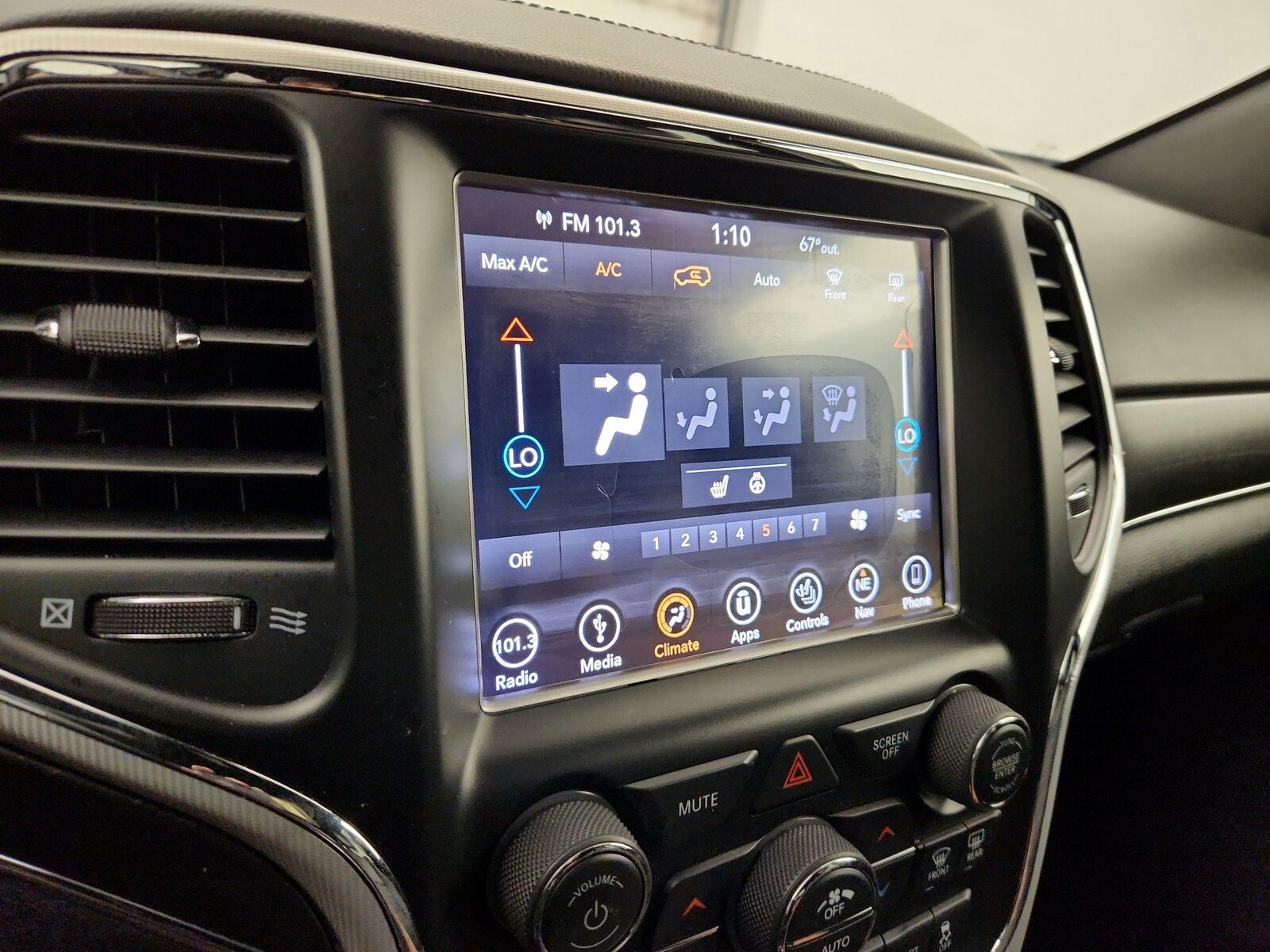 2018 Jeep Grand Cherokee Limited Sterling Edition - Photo 15