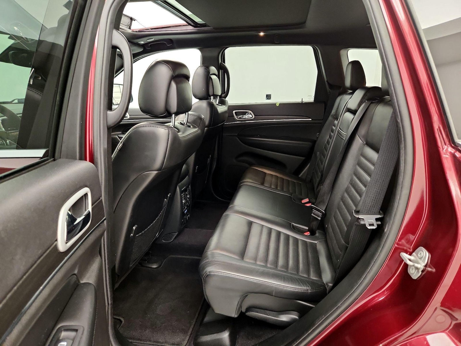 2018 Jeep Grand Cherokee Limited Sterling Edition - Photo 19