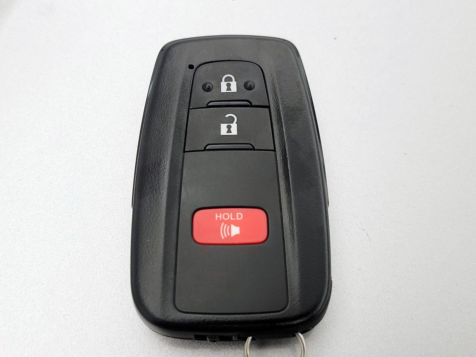 2025 Toyota RAV4 XLE - Photo 23