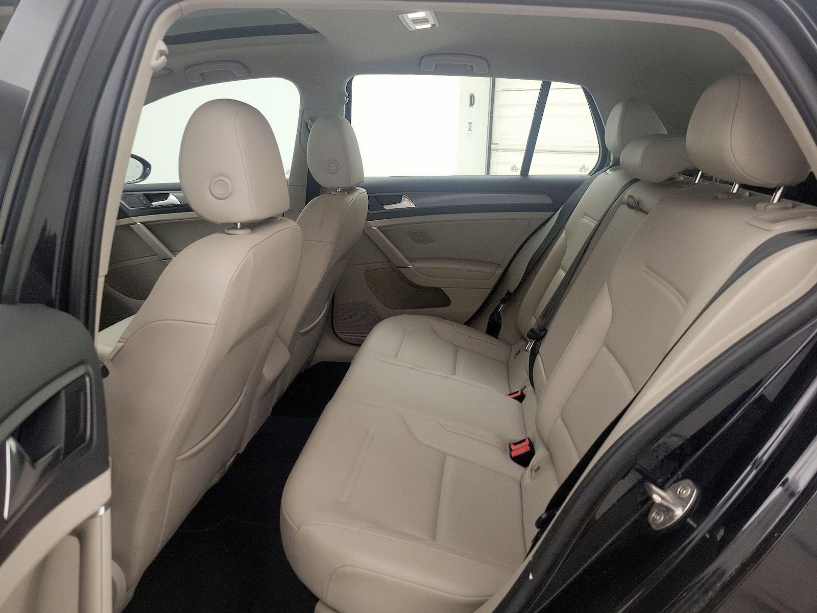 2019 Volkswagen Golf SE - Photo 21