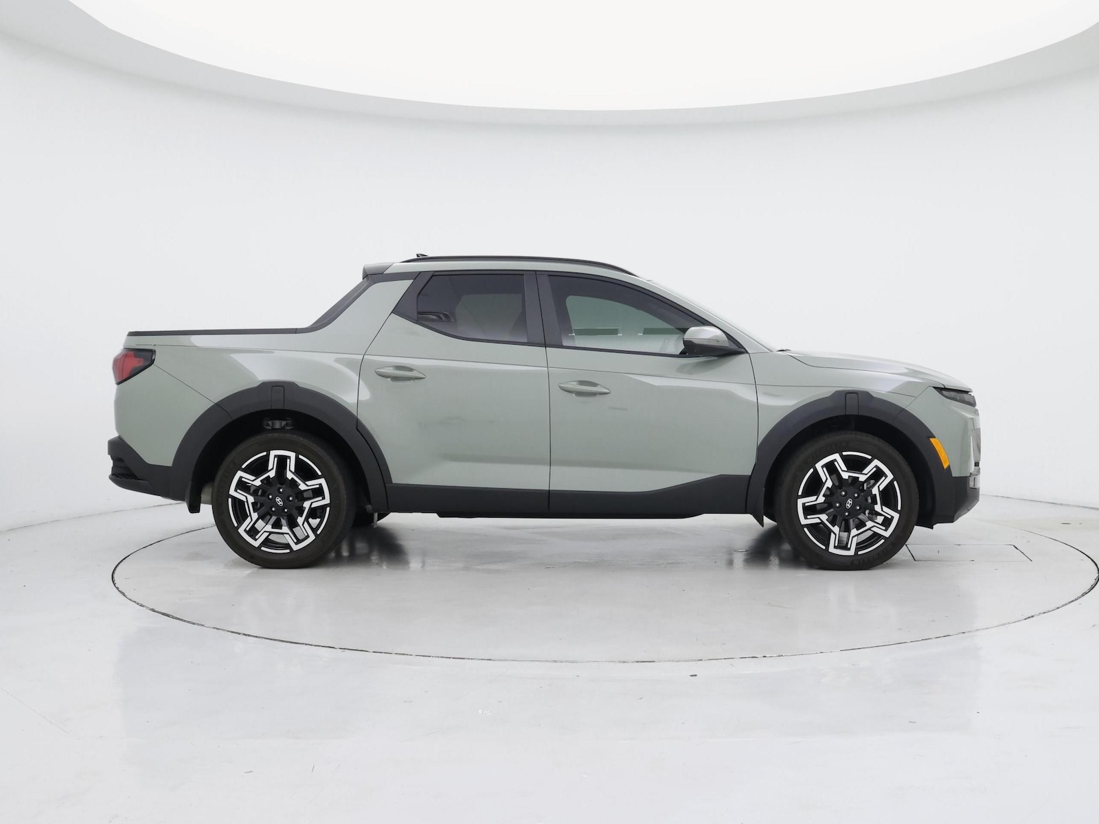 2025 Hyundai Santa Cruz Limited - Photo 8