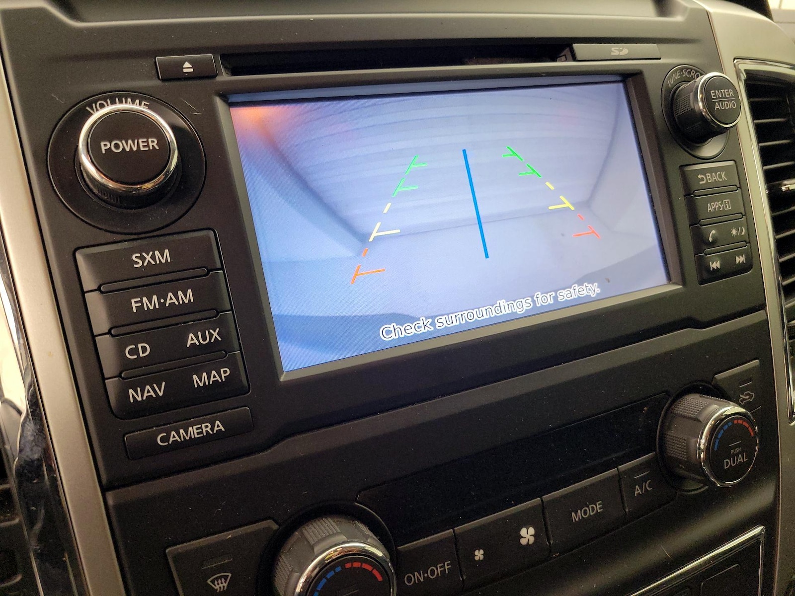 2018 Nissan Titan XD SV - Photo 16