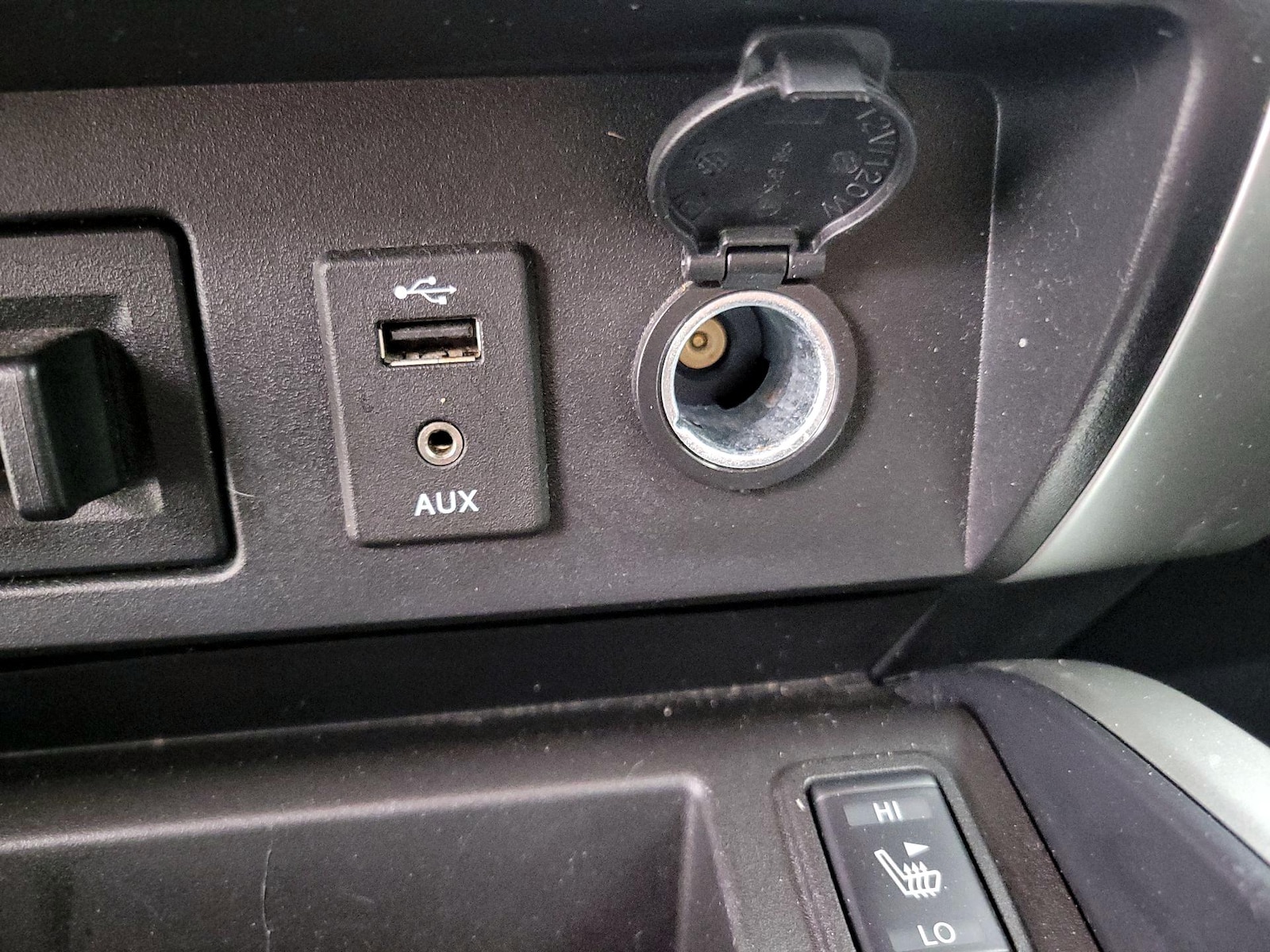 2018 Nissan Titan XD SV - Photo 20