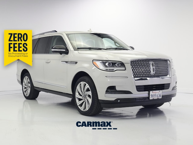 Pearl 2023 Lincoln Navigator SUV / Crossover Four-Wheel Drive Automatic