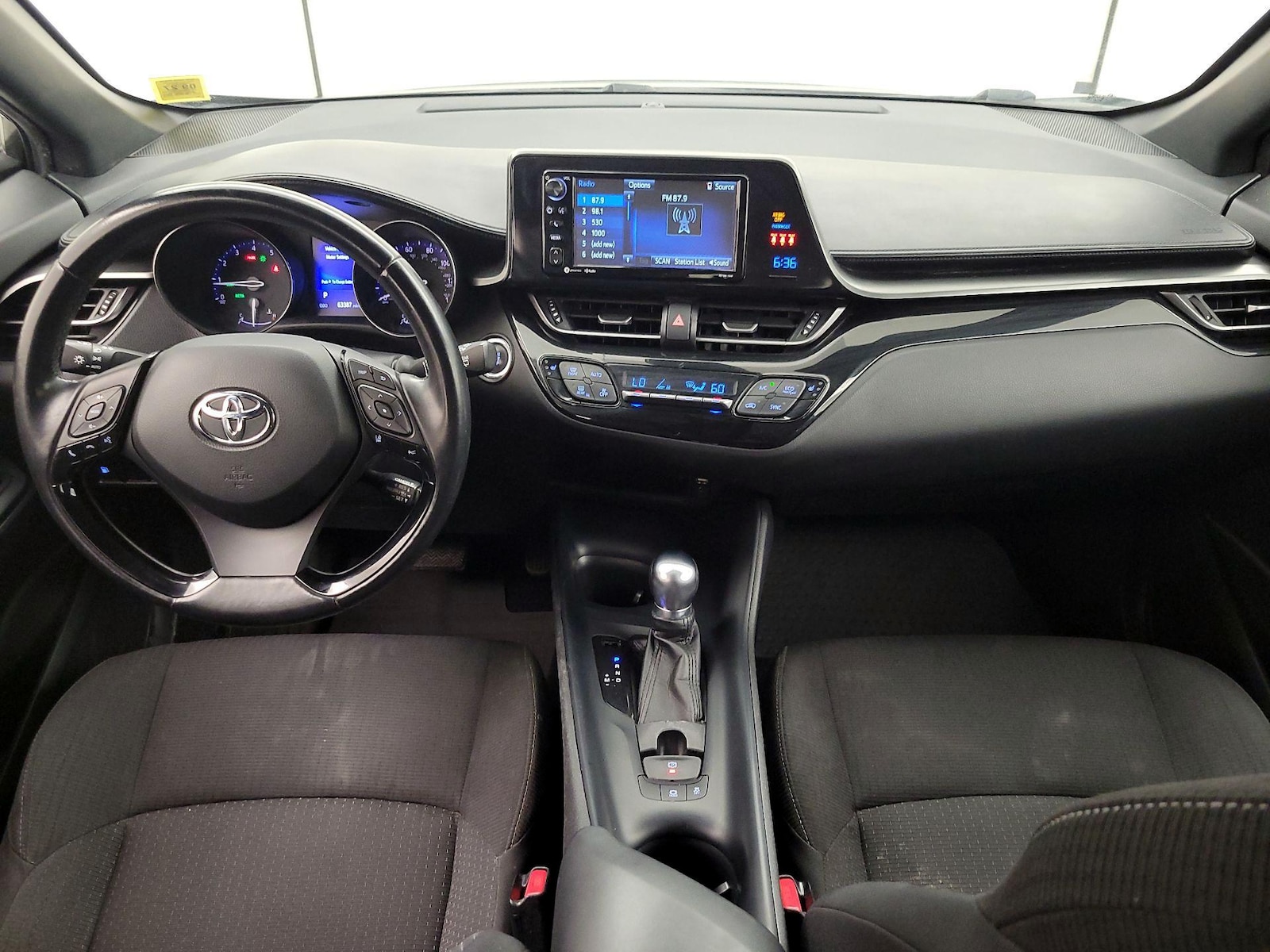 2018 Toyota C-HR XLE Premium - Photo 10