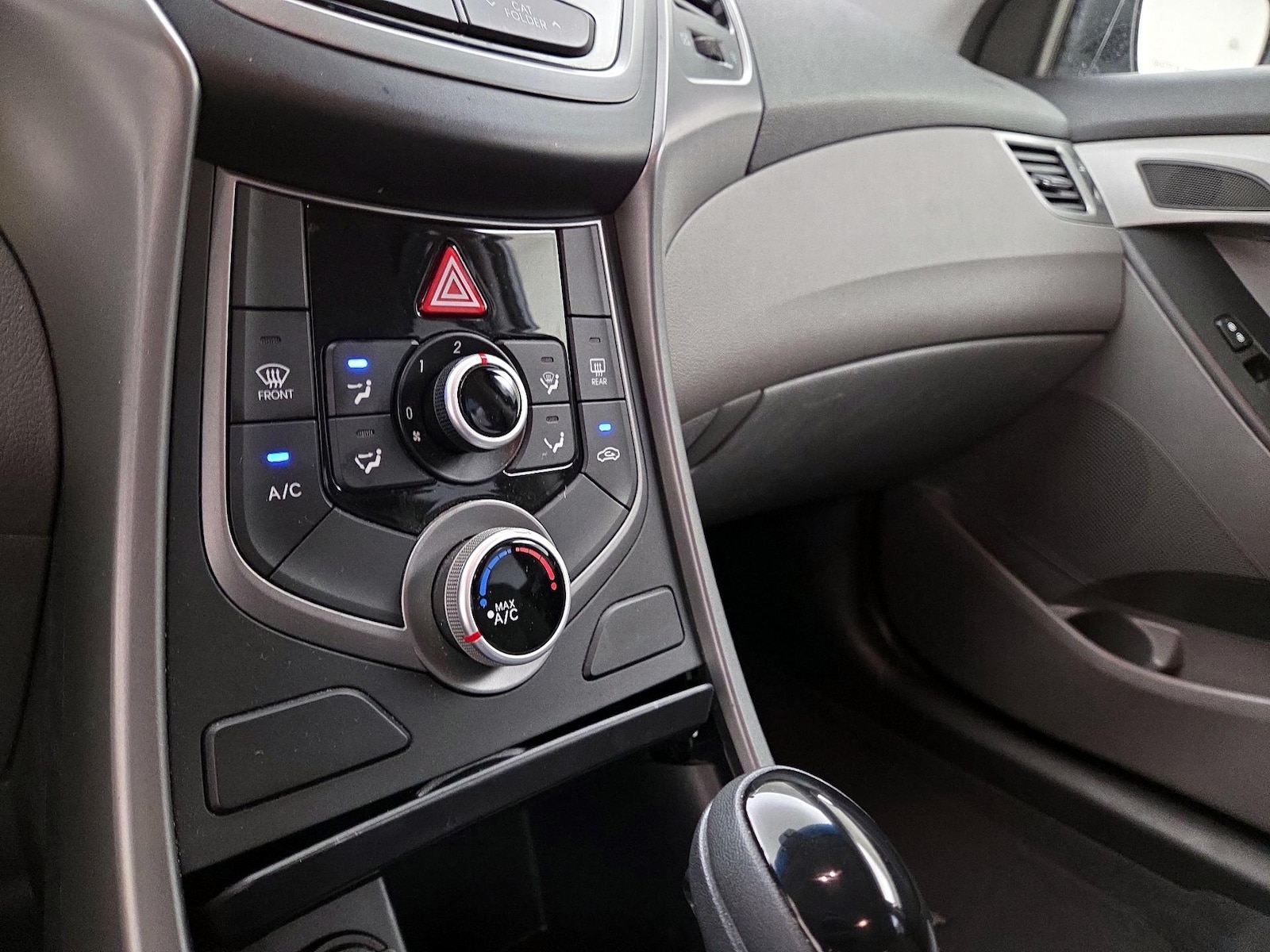 2015 Hyundai Elantra SE - Photo 16