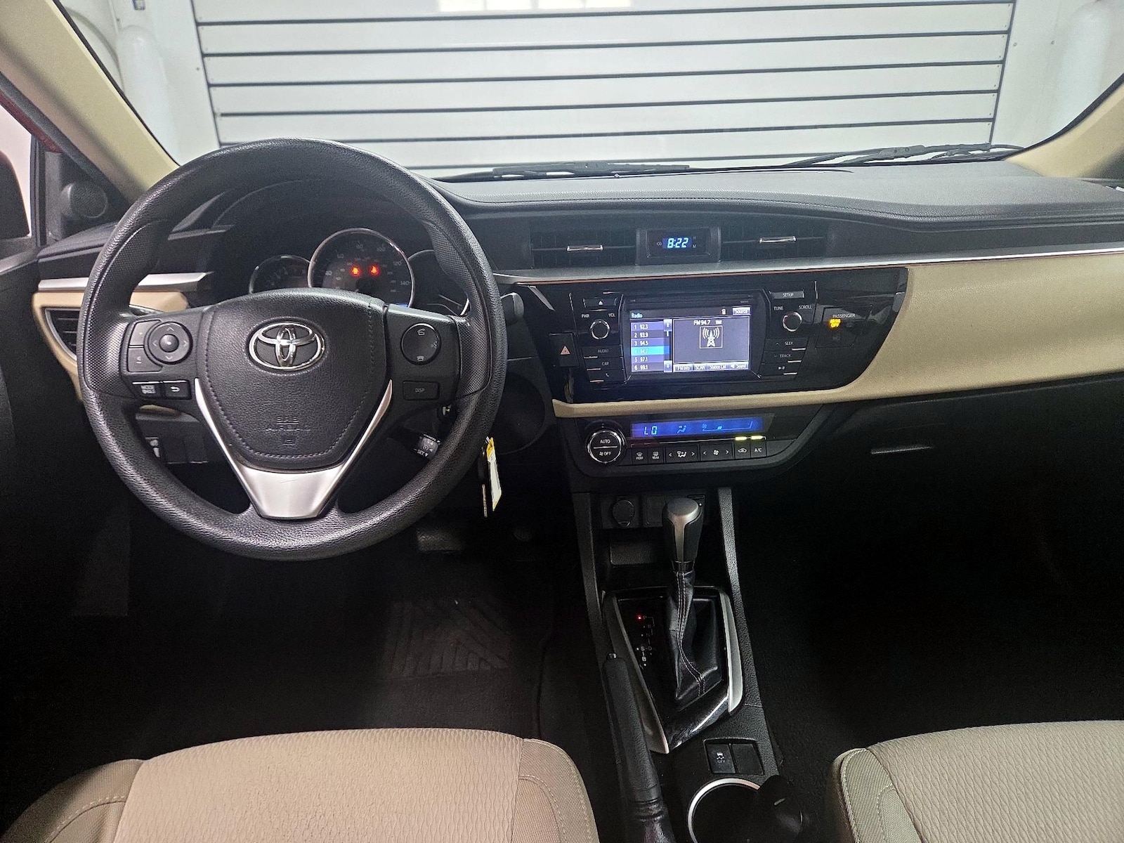 2014 Toyota Corolla LE - Photo 10