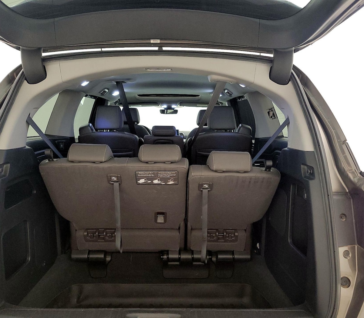 Trunk/Cargo (Seats Up)